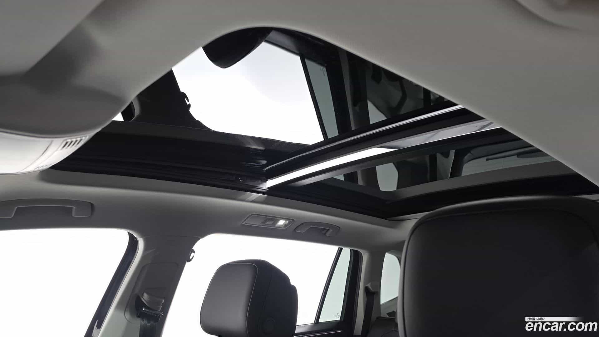 Tiguan Volkswagen 2024.10-OPTION-022