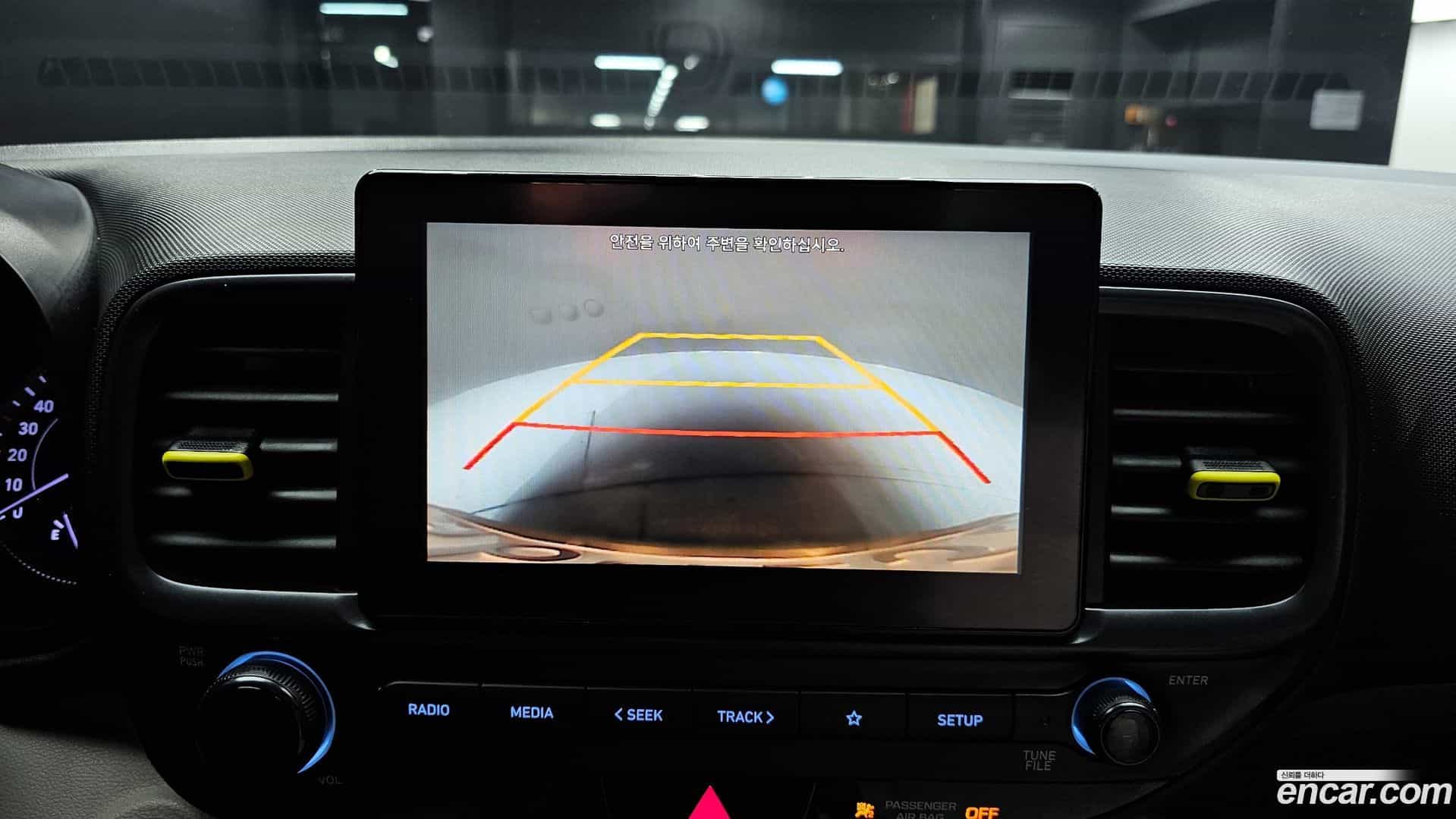 Venue Hyundai 2019.8-OPTION-019