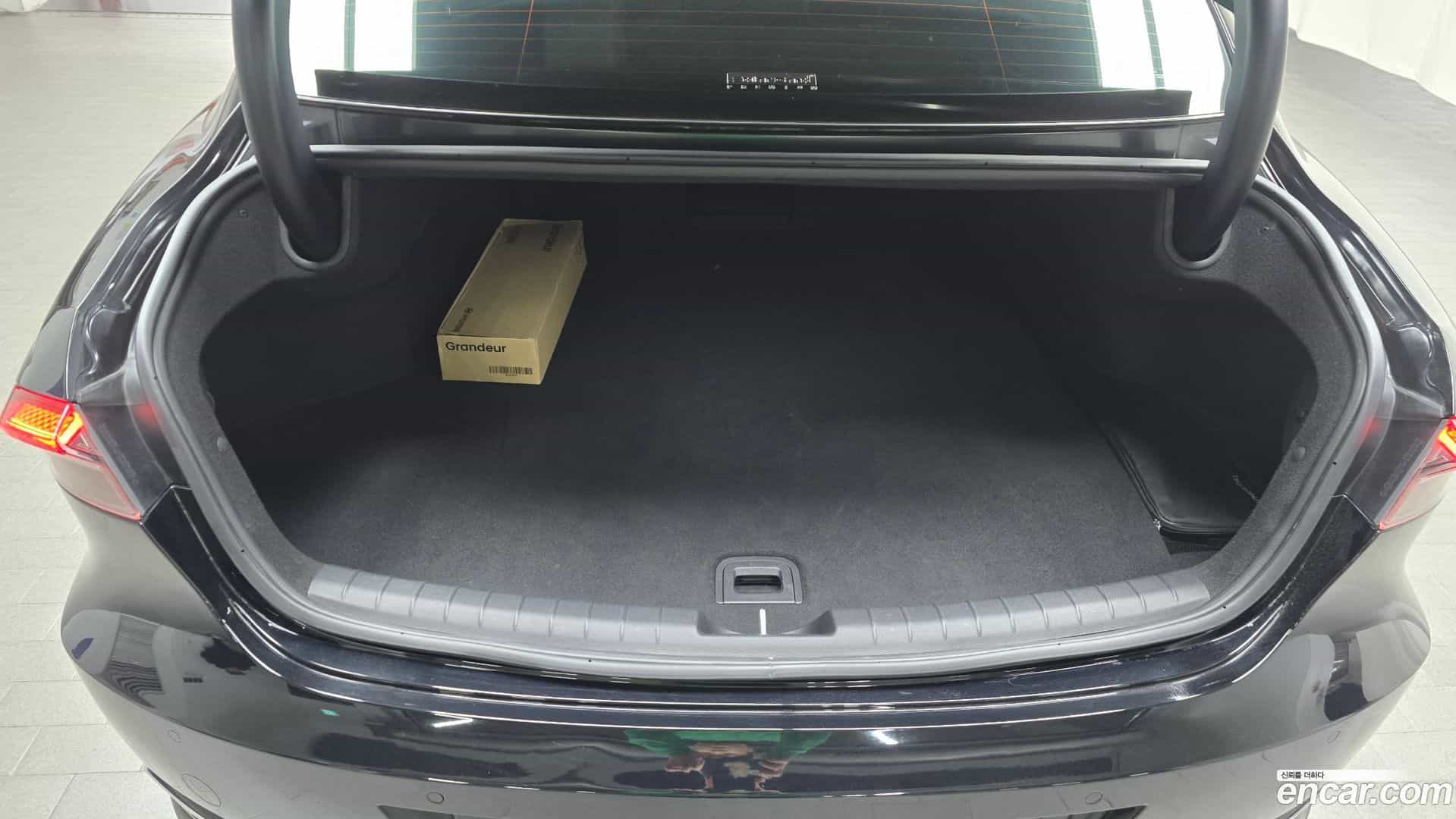 Grandeur Hyundai 2021.5-OPTION-024