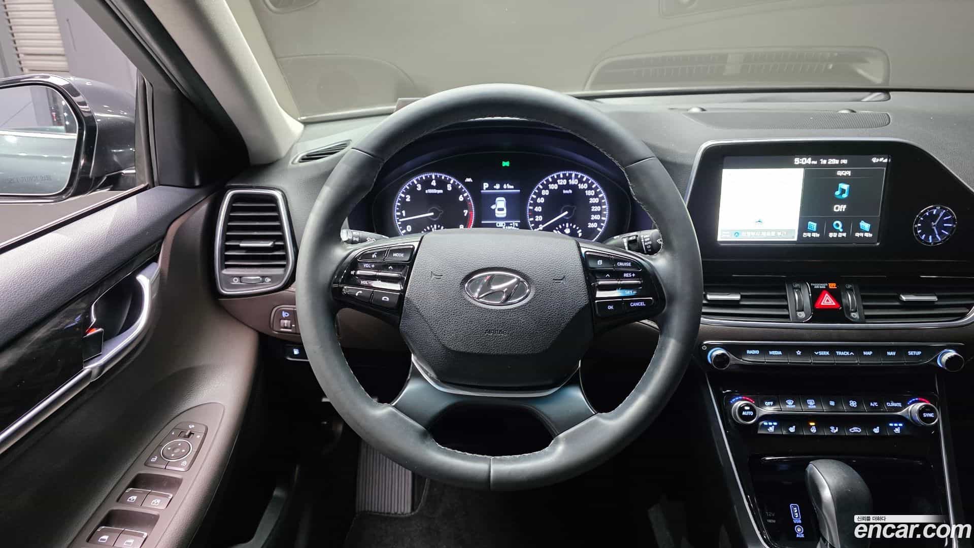 Grandeur Hyundai 2019.8-OPTION-017