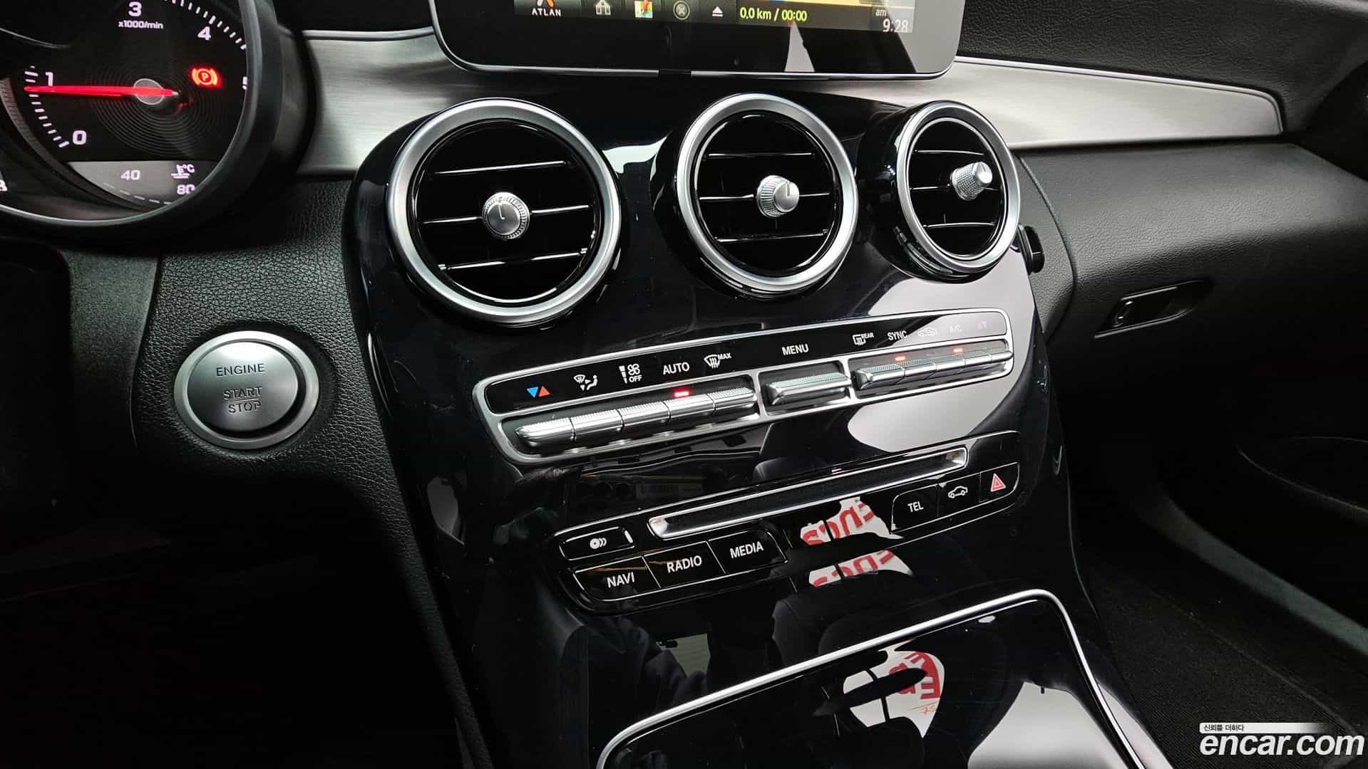 C-Class Mercedes-Benz 2015.7-OPTION-019