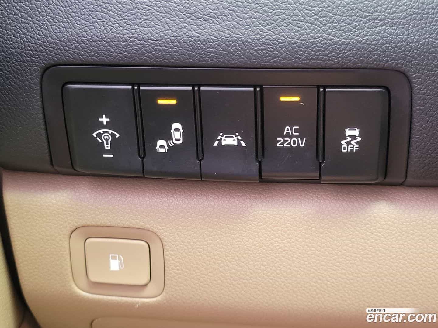 Canival Kia 2015.8-OPTION-016