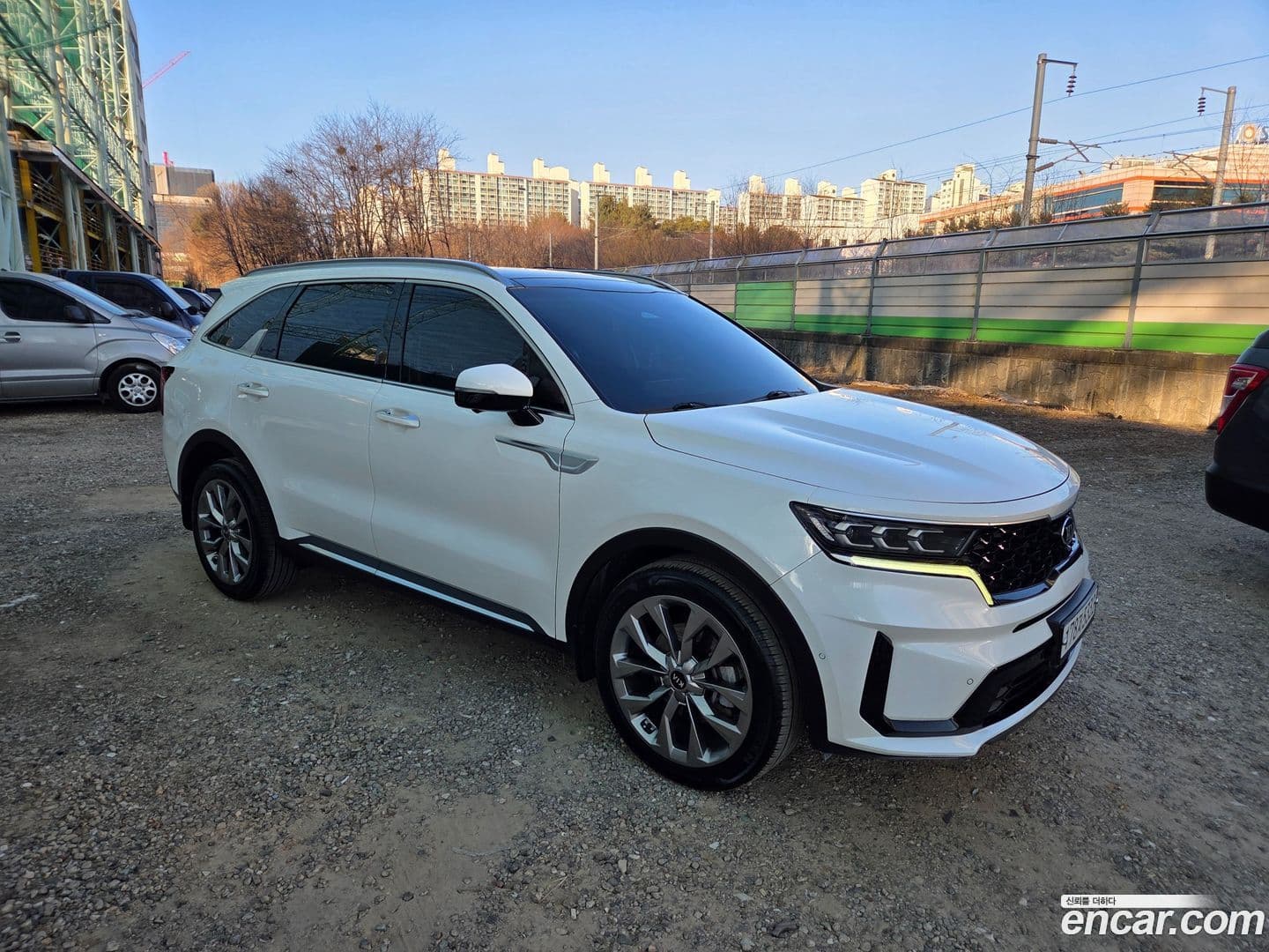 Main__Slider__Photo:Sorento Kia 2020.5-0