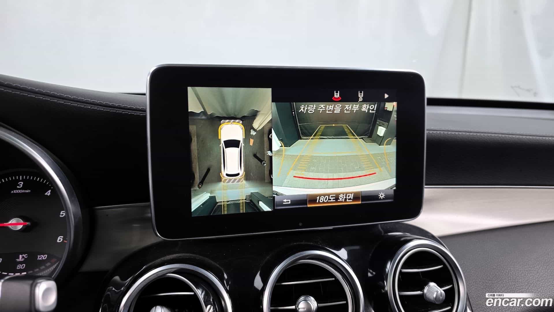 GLC-Class Mercedes-Benz 2018.6-OPTION-019