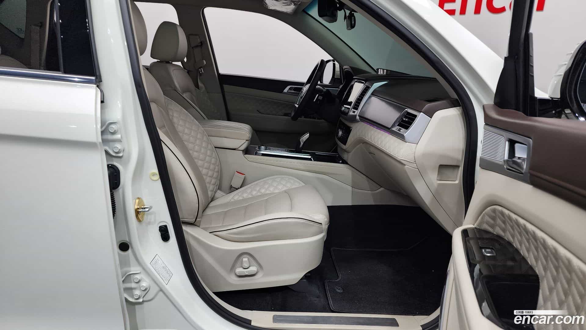 Rexton KG Mobility 2022.1-OPTION-015