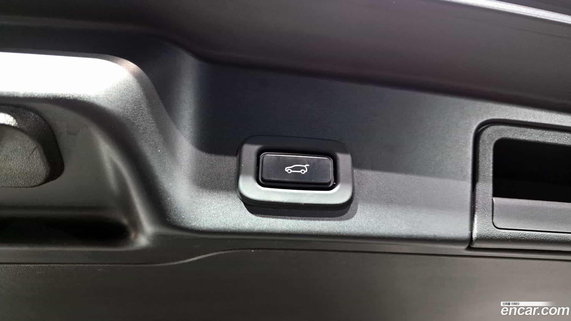 Range Rover Evoque Land Rover 2022.3-OPTION-024