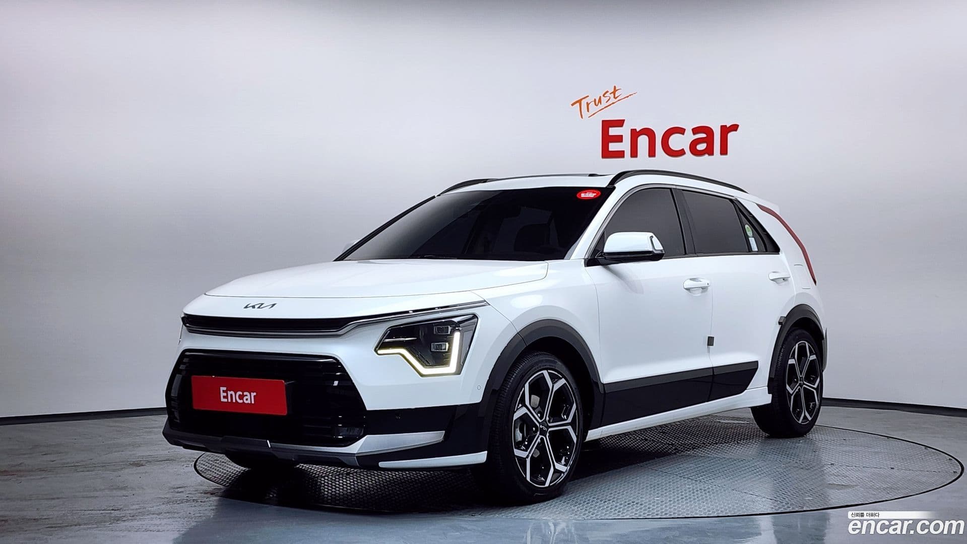 Main__Slider__Photo:Niro Kia 2022.7-0