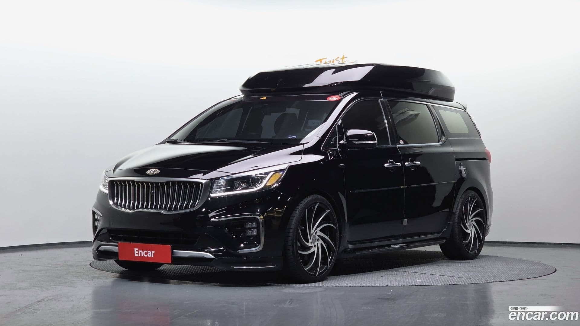 Main__Slider__Photo:Canival Kia 2014.8-0