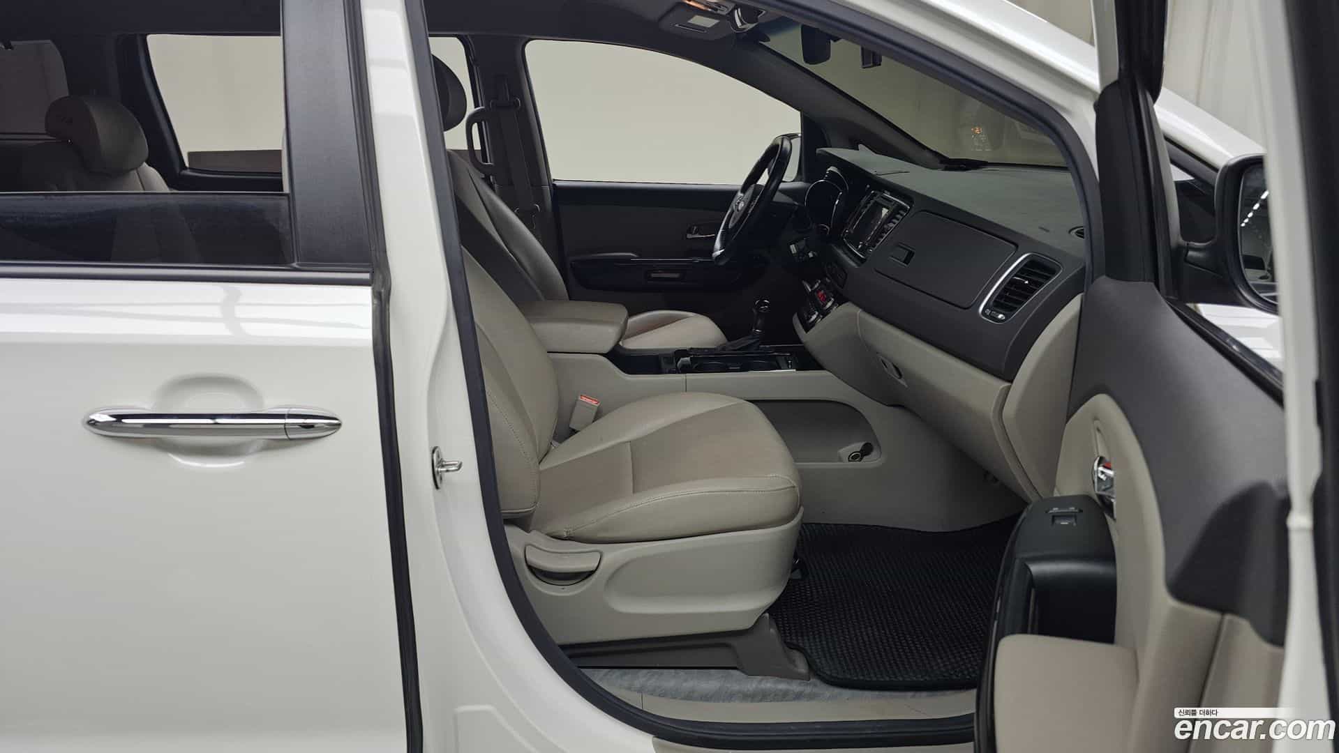 Canival Kia 2016.2-OPTION-015