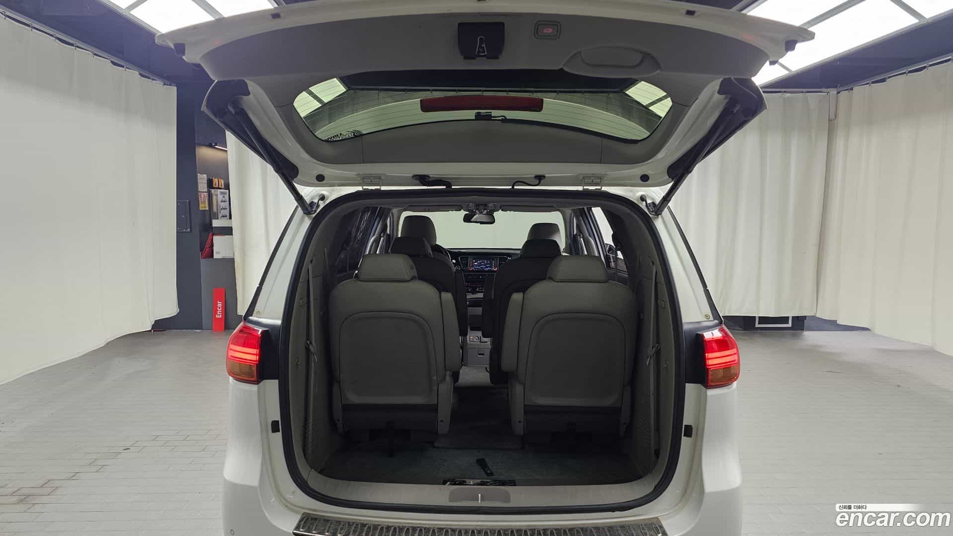 Canival Kia 2016.2-OPTION-024