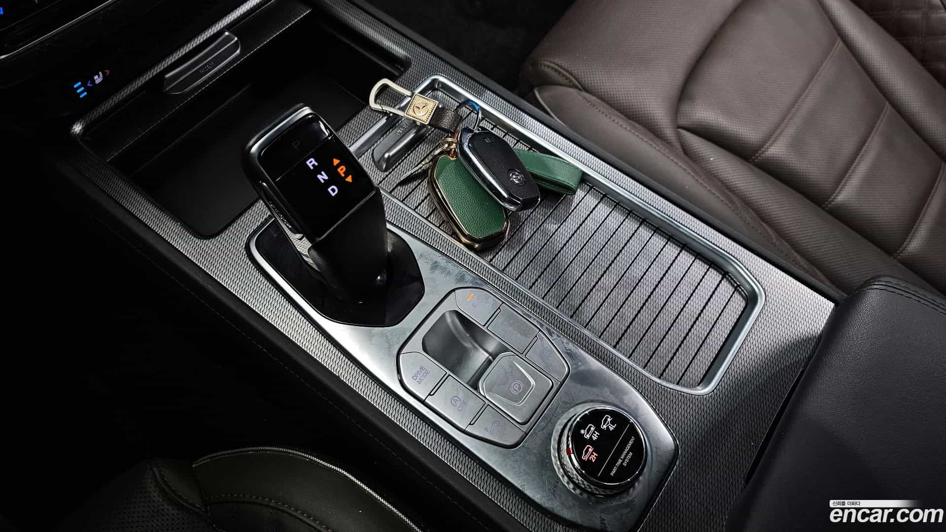 Rexton KG Mobility 2021.0-INNER-009