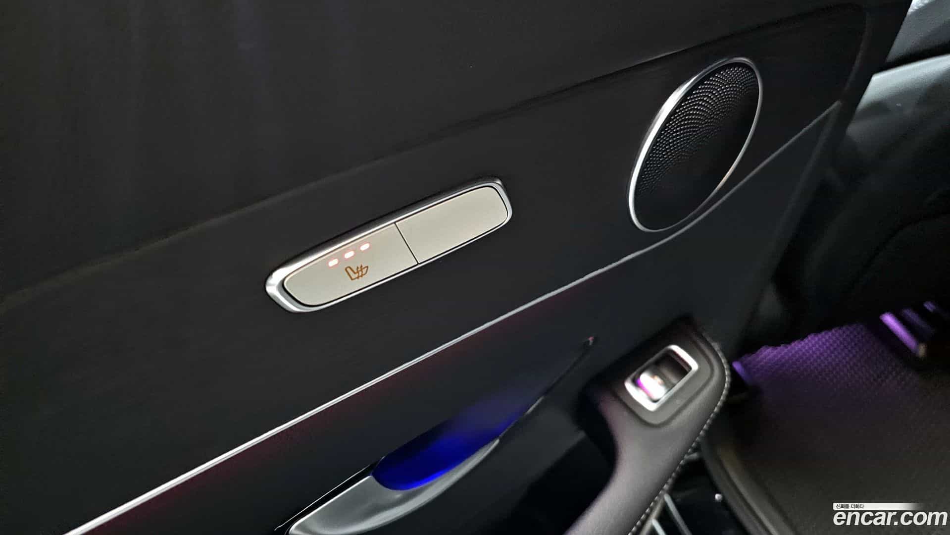 GLC-Class Mercedes-Benz 2020.7-OPTION-021