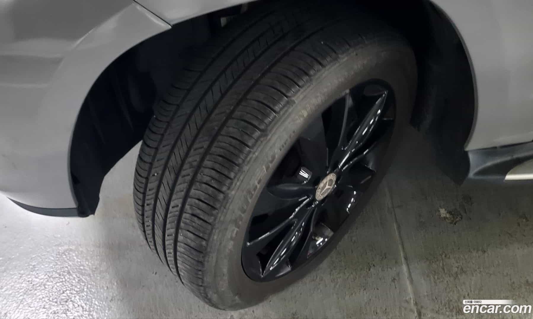 GL-Class Mercedes-Benz 2013.11-OPTION-023