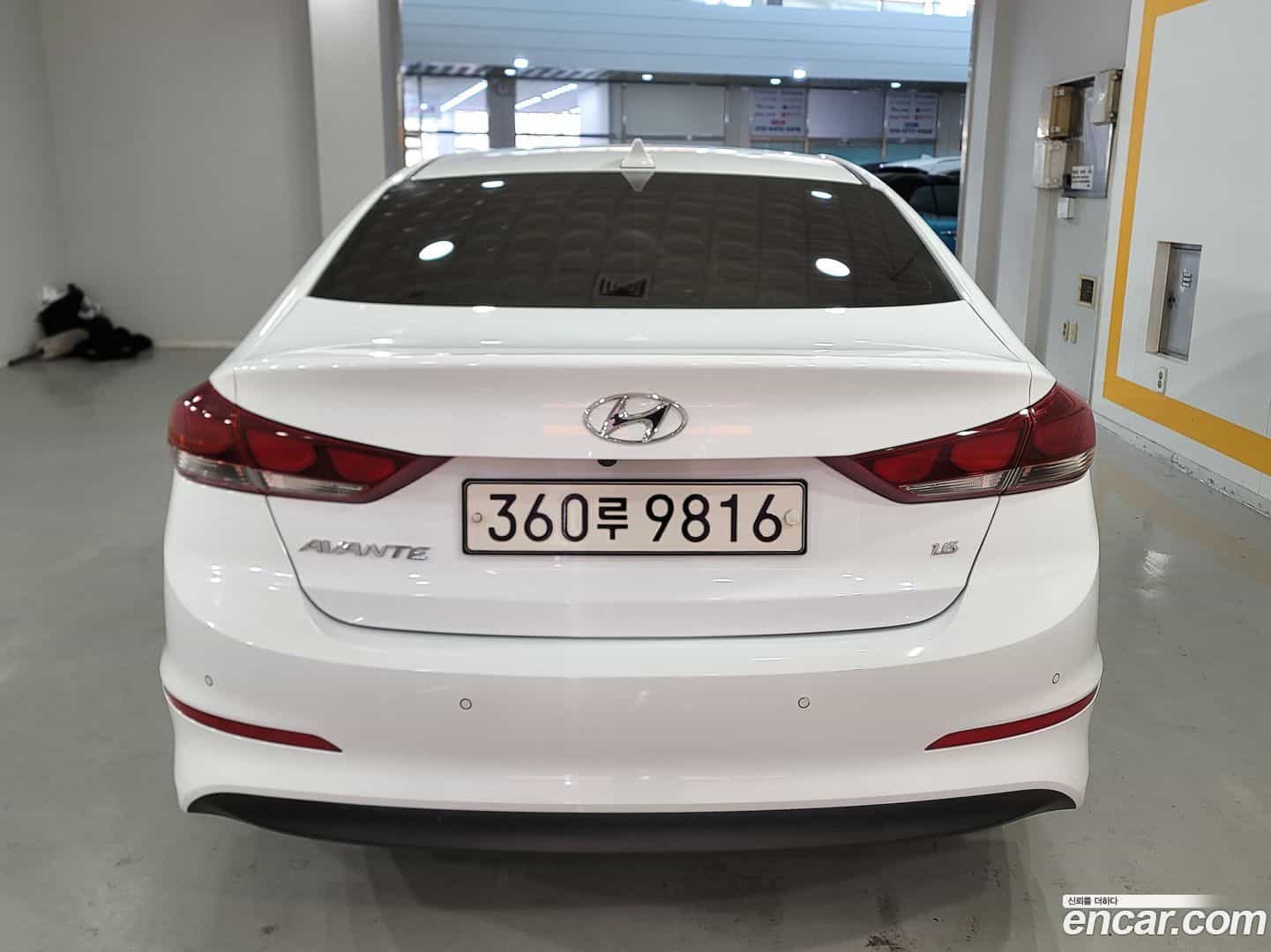 AVANTE Hyundai 2018.7-OUTER-003