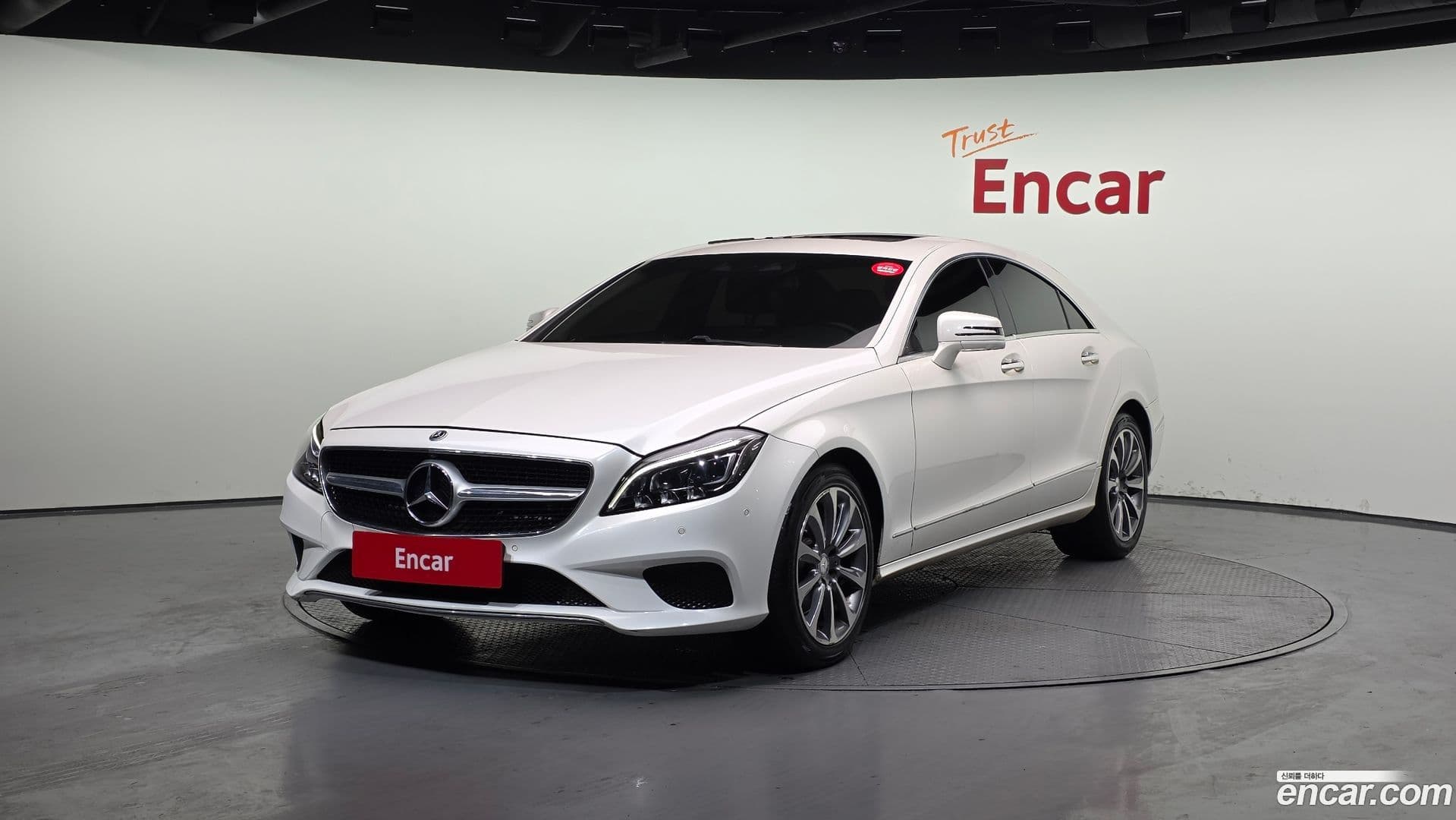 Main__Slider__Photo:CLS-Class Mercedes-Benz 2015.9-0