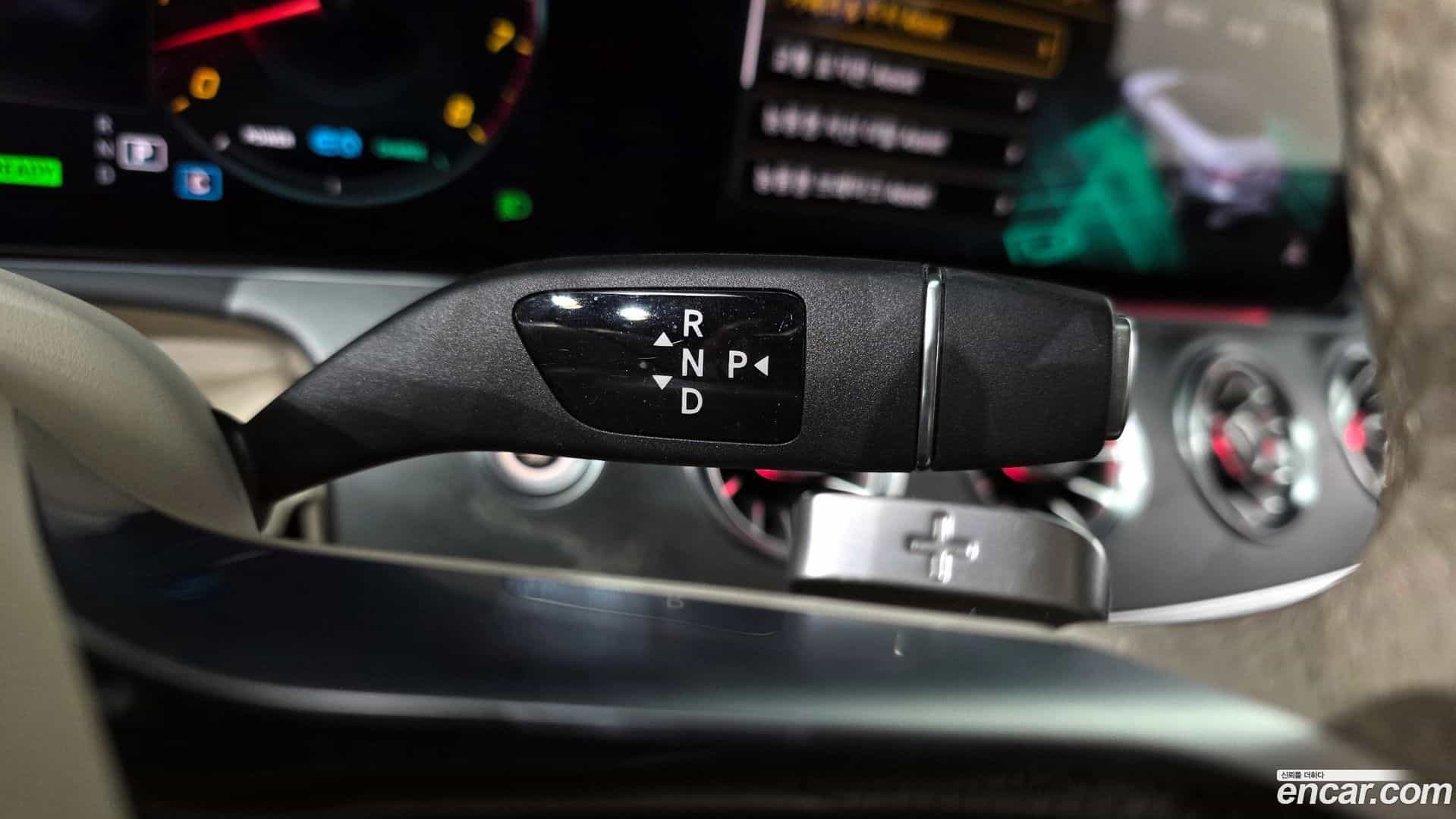 E-Class Mercedes-Benz 2021.4-INNER-009
