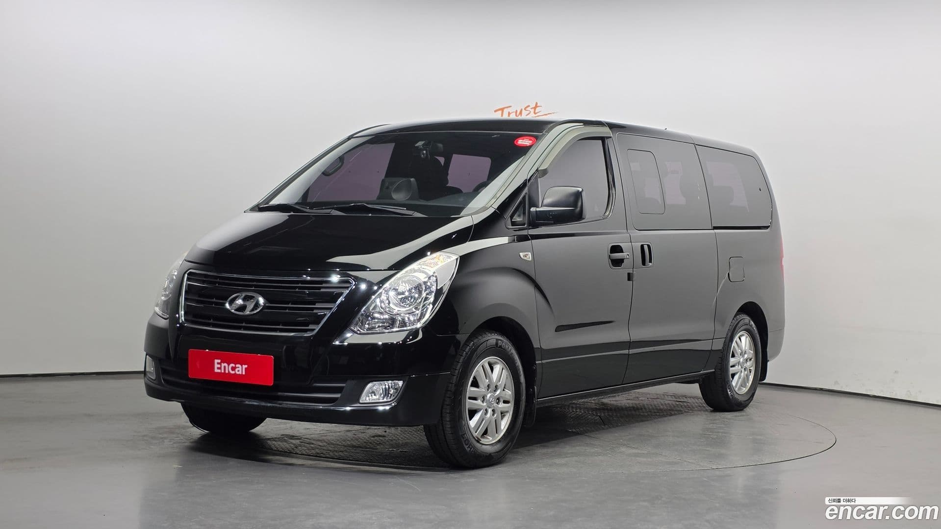Main__Slider__Photo:Starex Hyundai 2016.8-0