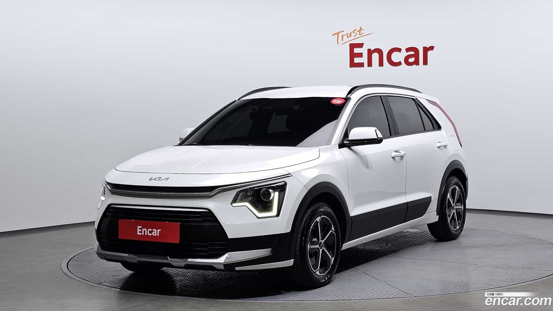 Niro Kia 2025.4-OUTER-001
