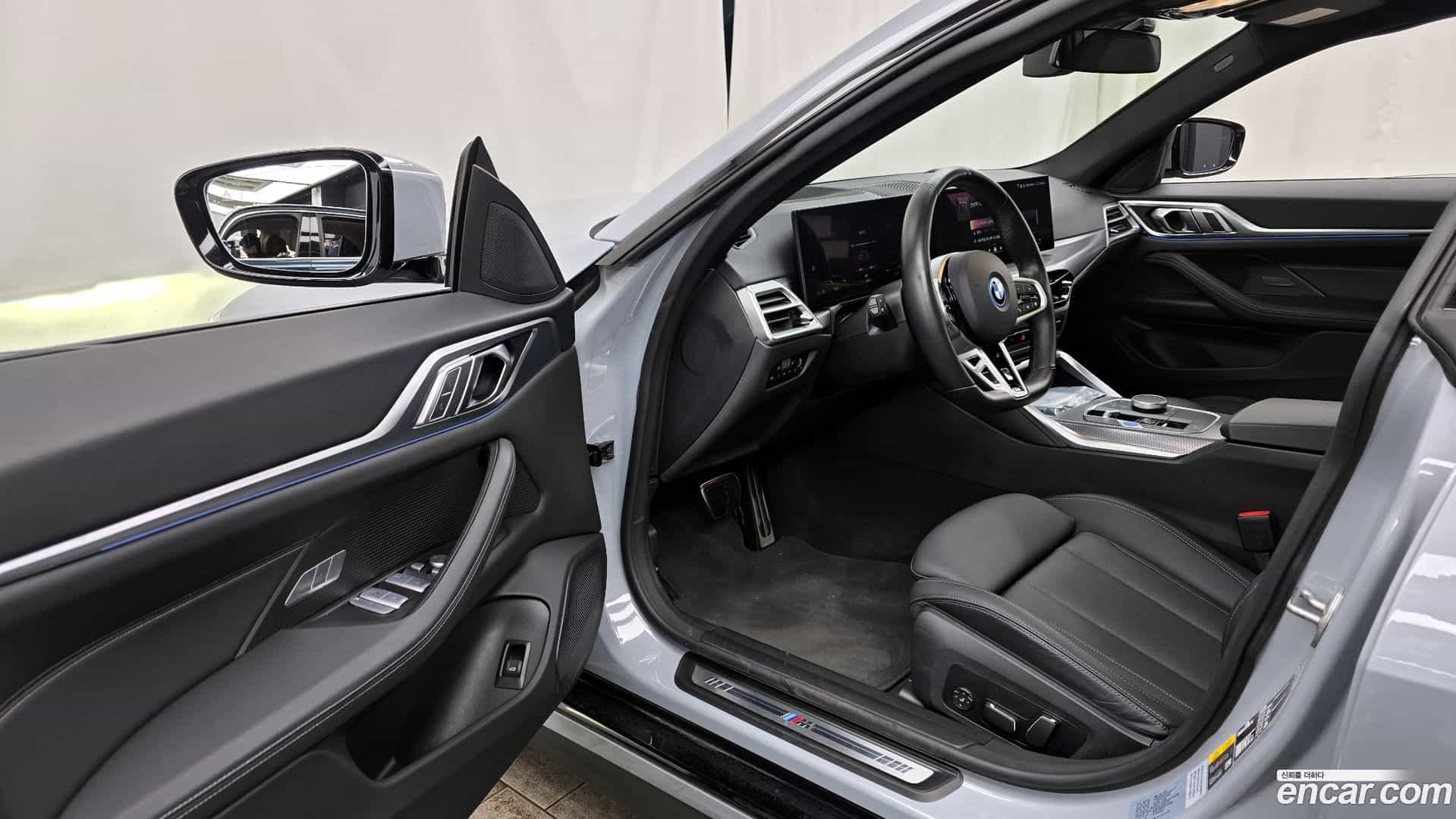 i4 BMW 2025.2-INNER-010