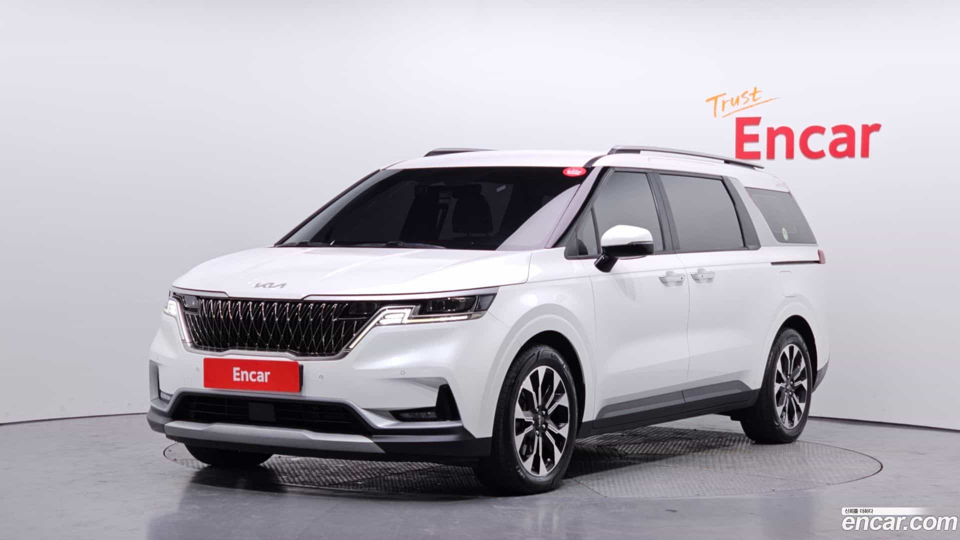Canival Kia 2021.10-OUTER-001