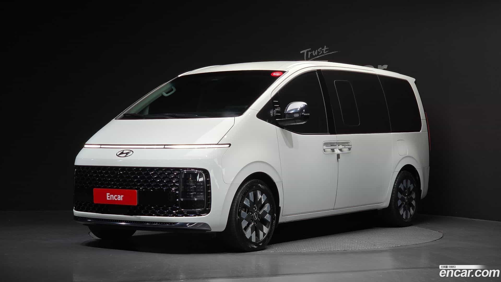 Staria Hyundai 2024.0-OUTER-001