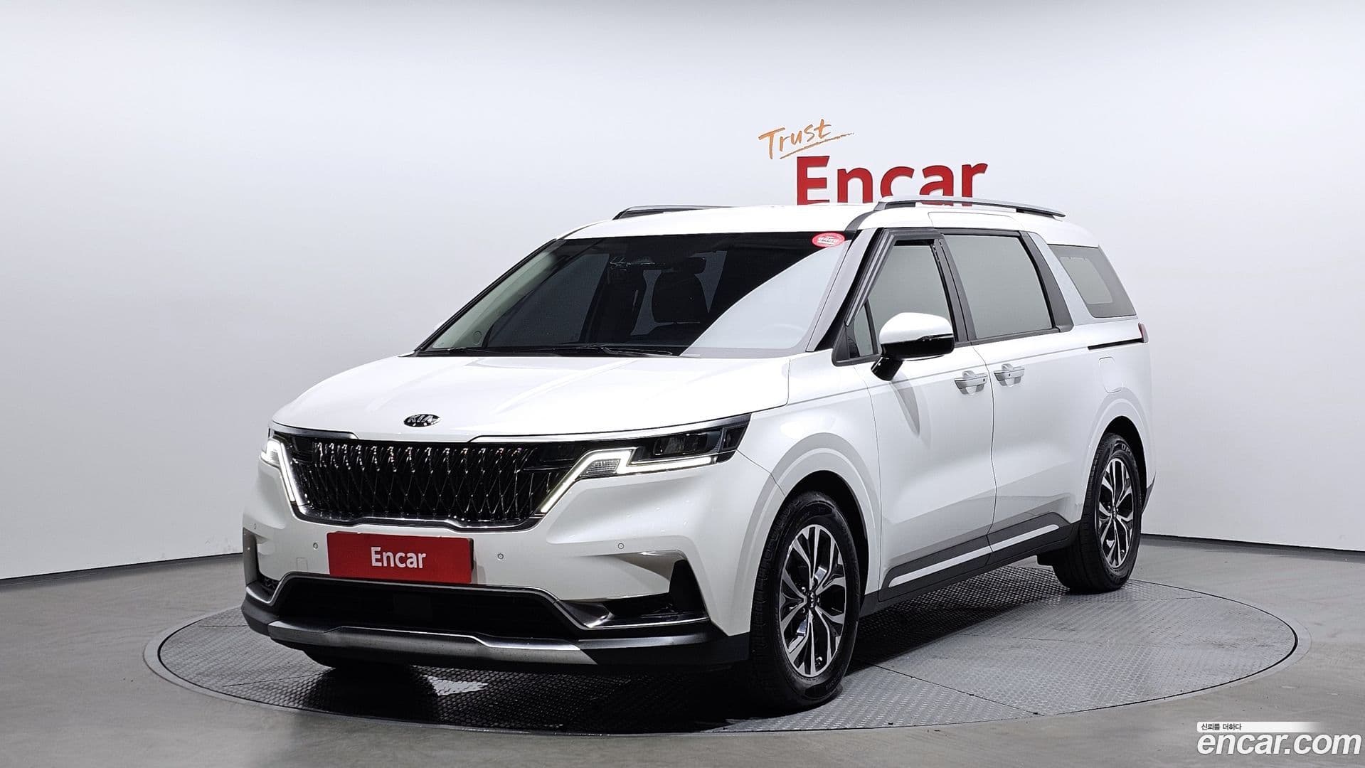 Main__Slider__Photo:Canival Kia 2020.11-0