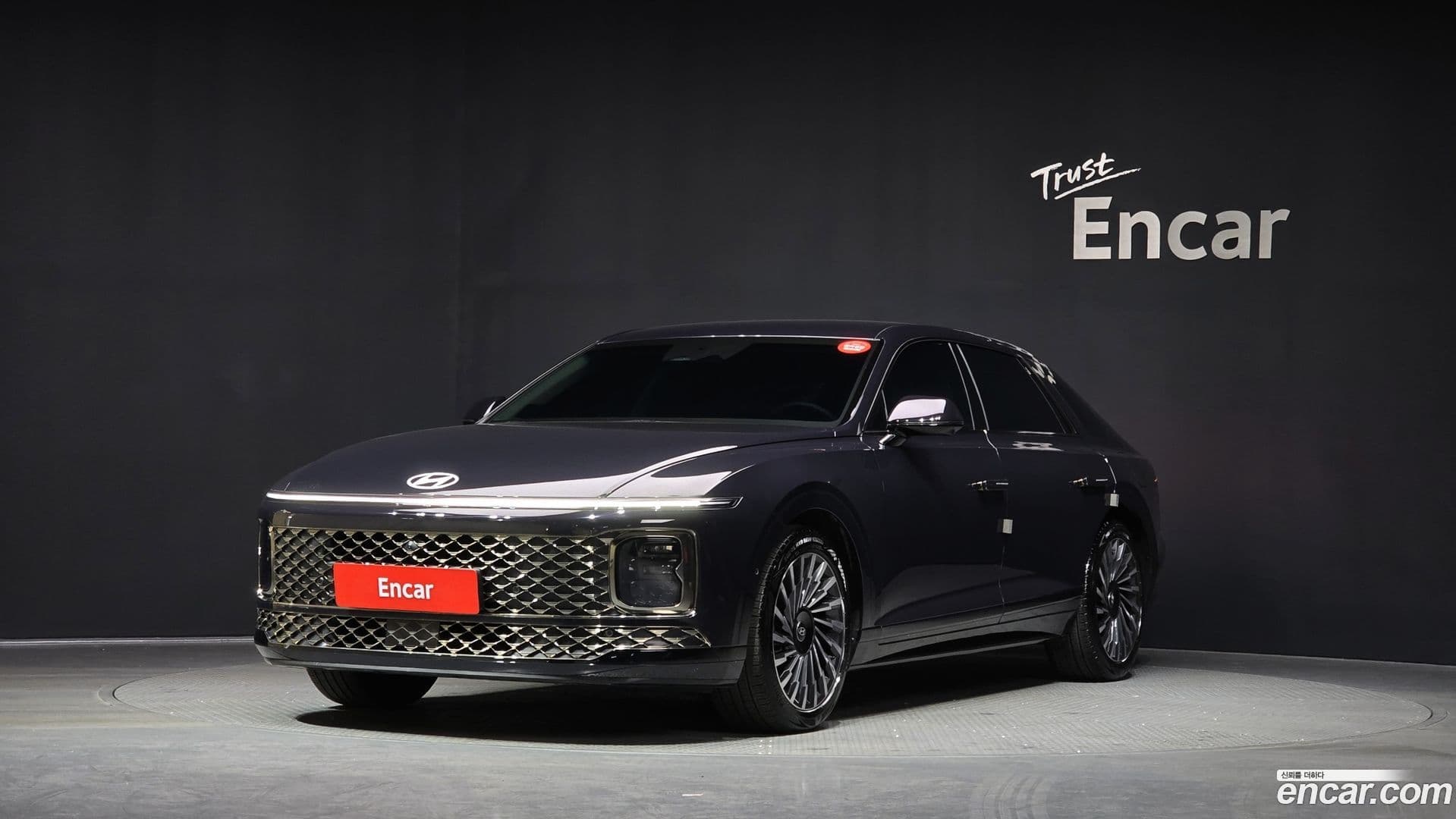 Main__Slider__Photo:Grandeur Hyundai 2024.10-0