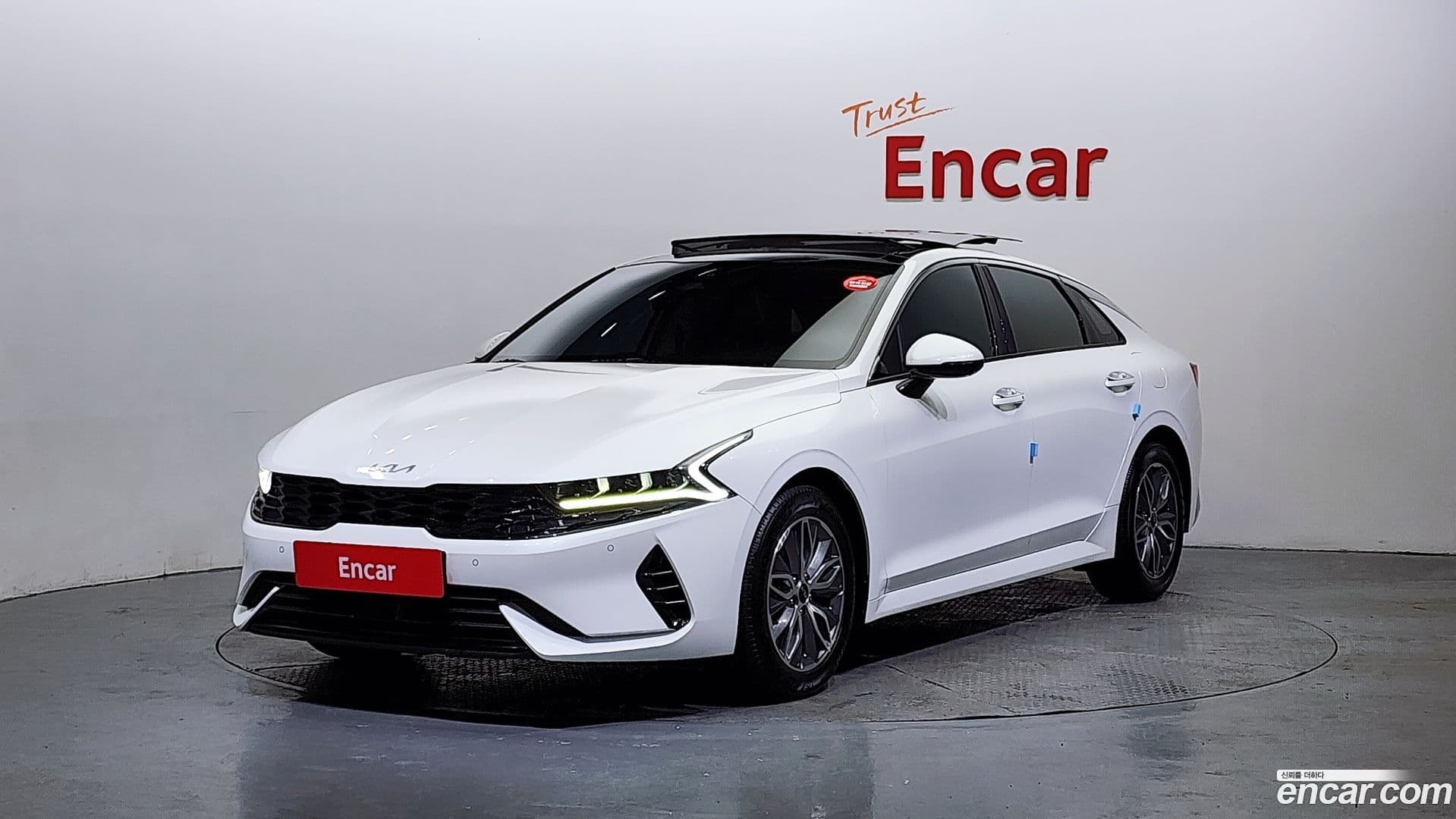 Main__Slider__Photo:K5 Kia 2022.9-0