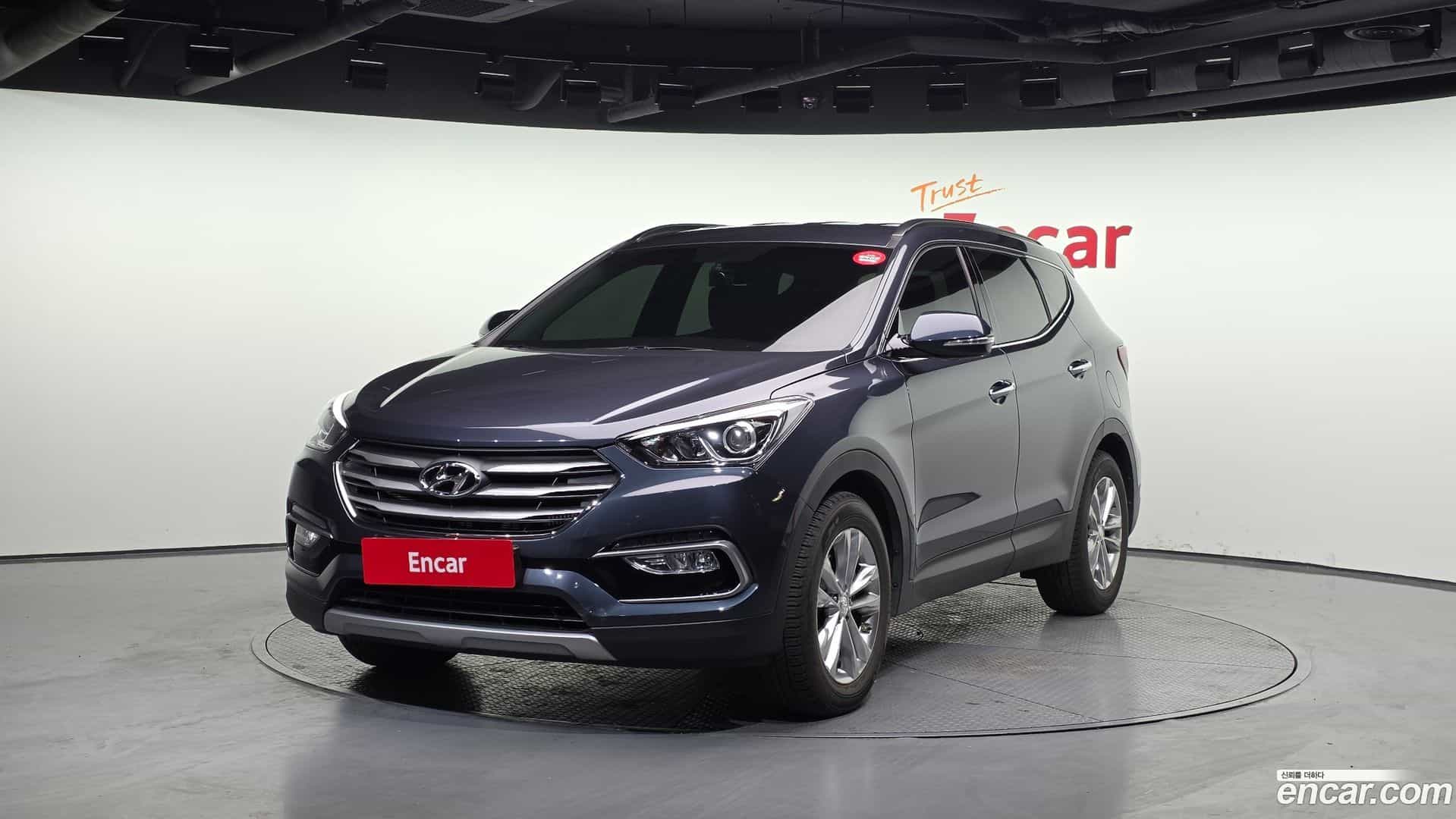 Santafe Hyundai 2016.8-OUTER-001