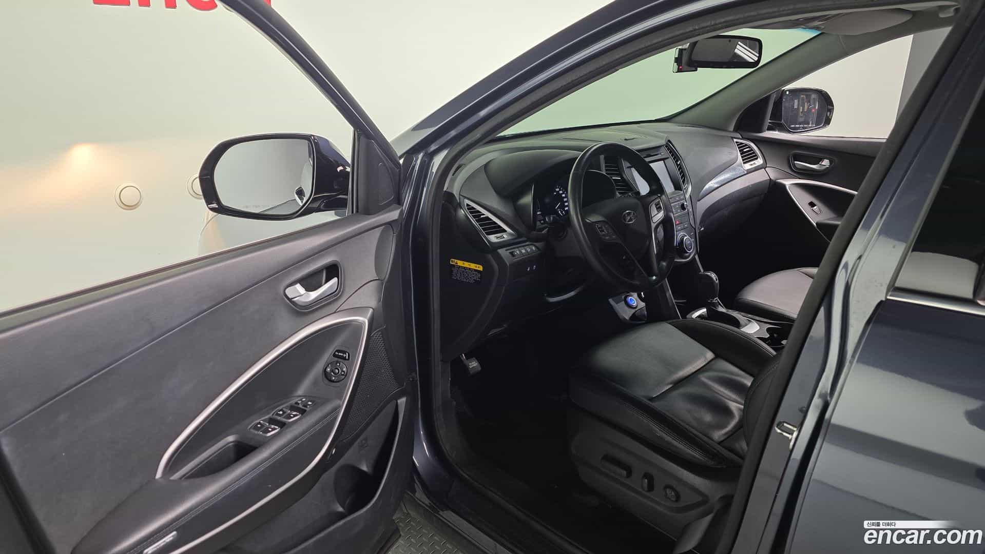Santafe Hyundai 2016.8-OPTION-015
