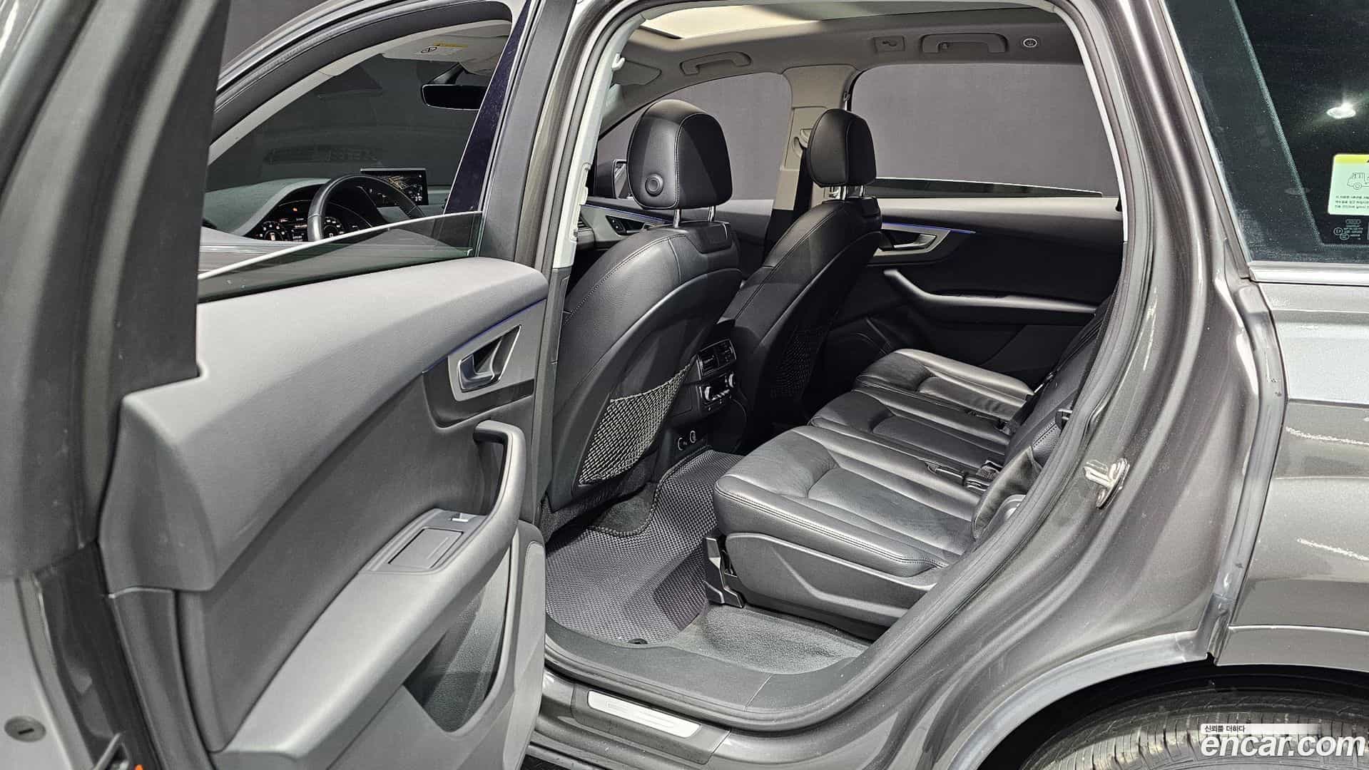 Q7 Audi 2019.9-OPTION-016