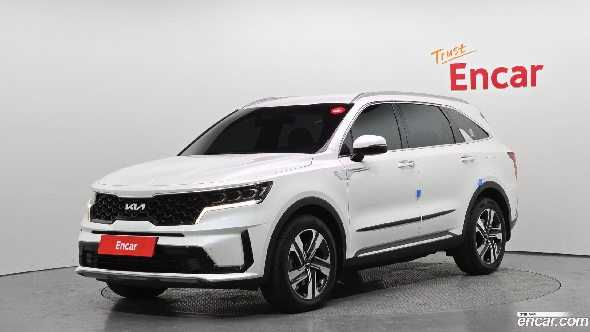 Main__Slider__Photo:Sorento Kia 2021.11-0