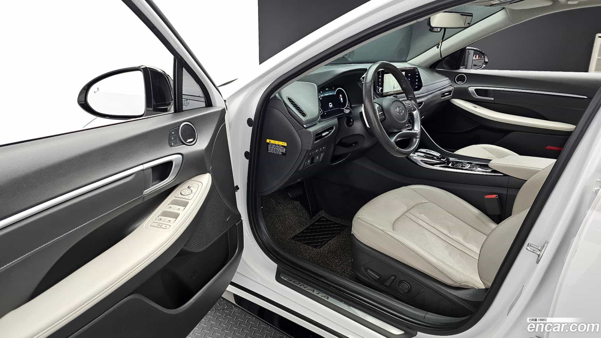 Sonata Hyundai 2019.6-OPTION-015