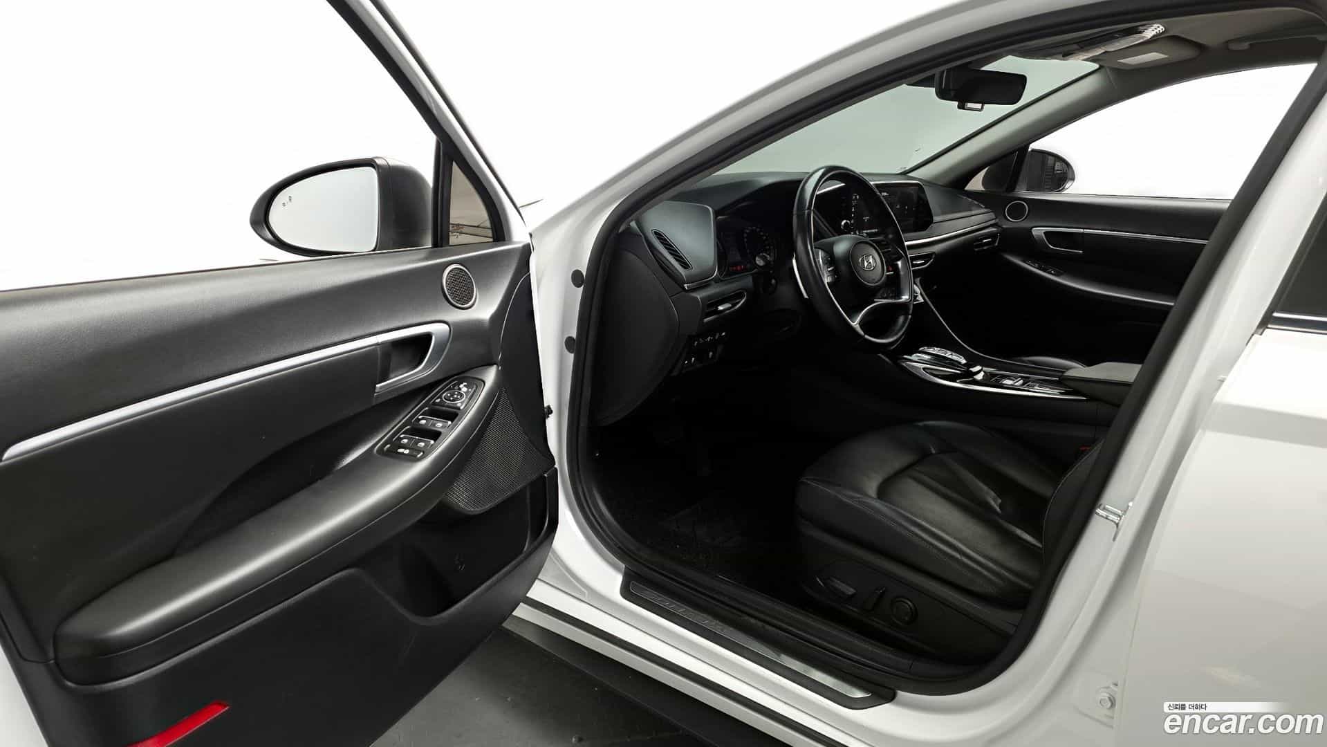Sonata Hyundai 2021.3-INNER-010