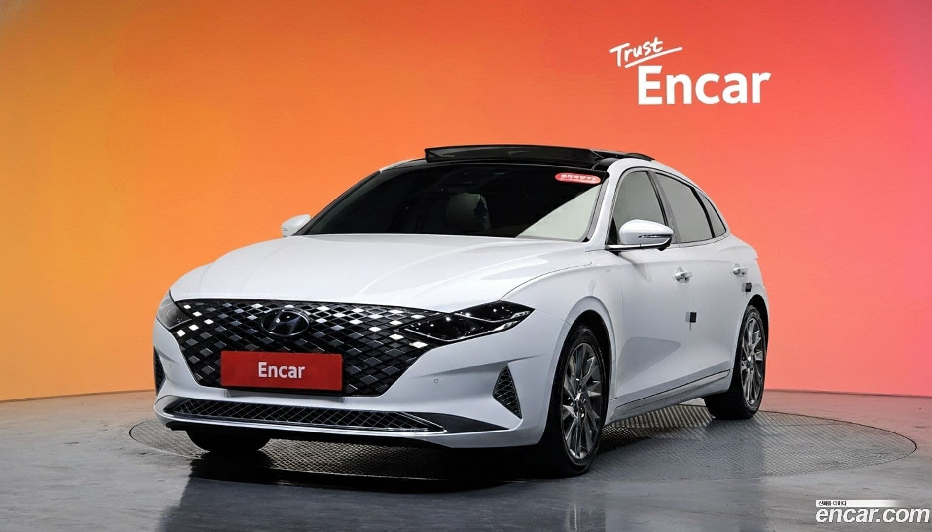 Main__Slider__Photo:Grandeur Hyundai 2021.0-0
