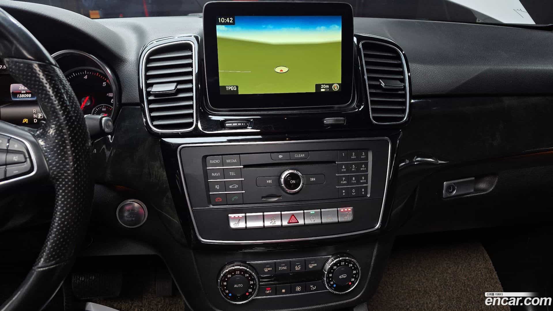 GLE-Class Mercedes-Benz 2016.7-OPTION-020