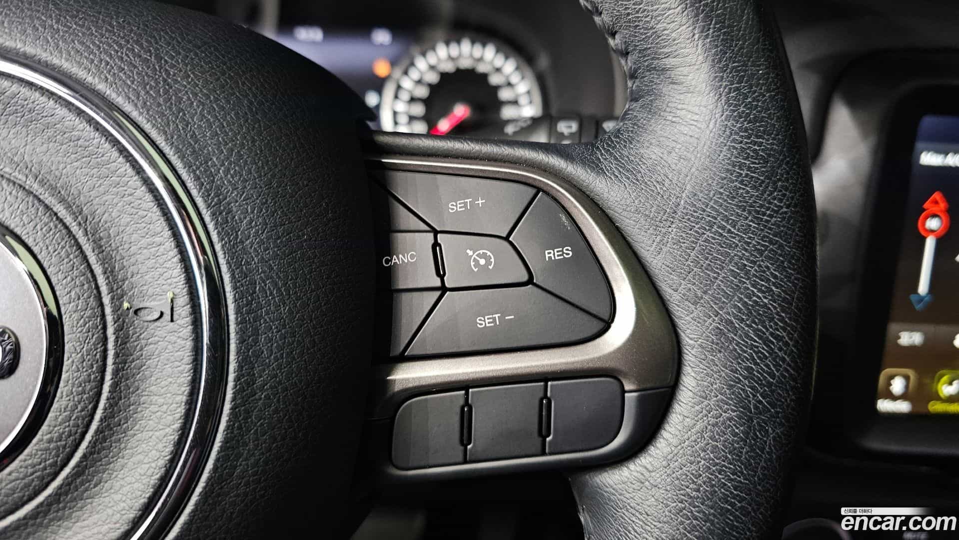 Renegade Jeep 2021.9-OPTION-023