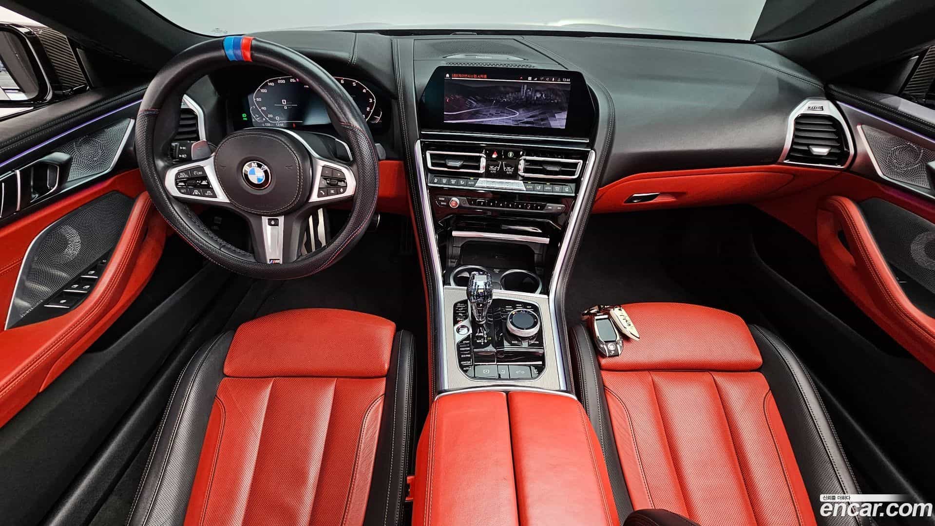 8-Series BMW 2019.11-INNER-007