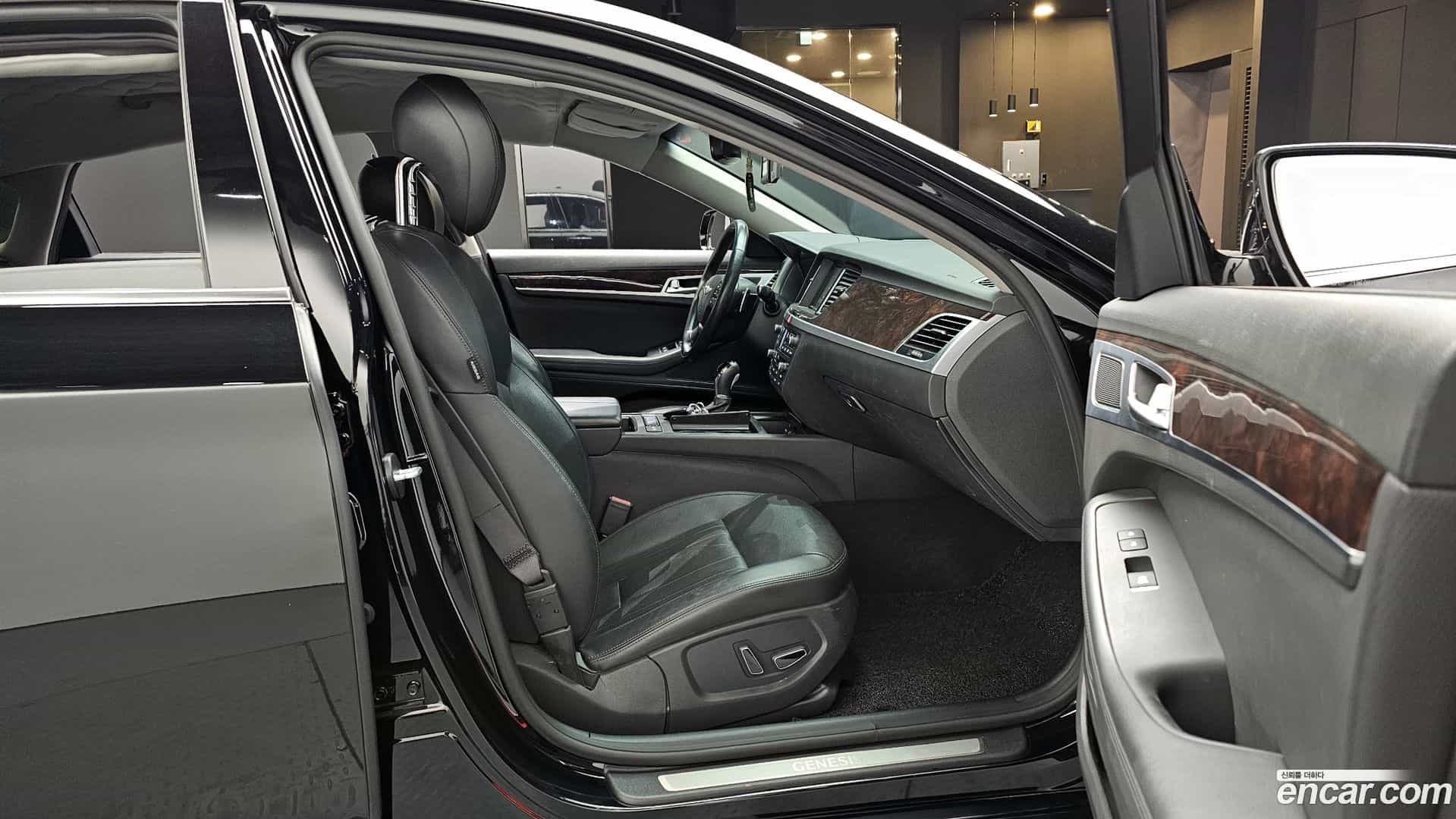 Genesis Hyundai 2015.6-OPTION-015