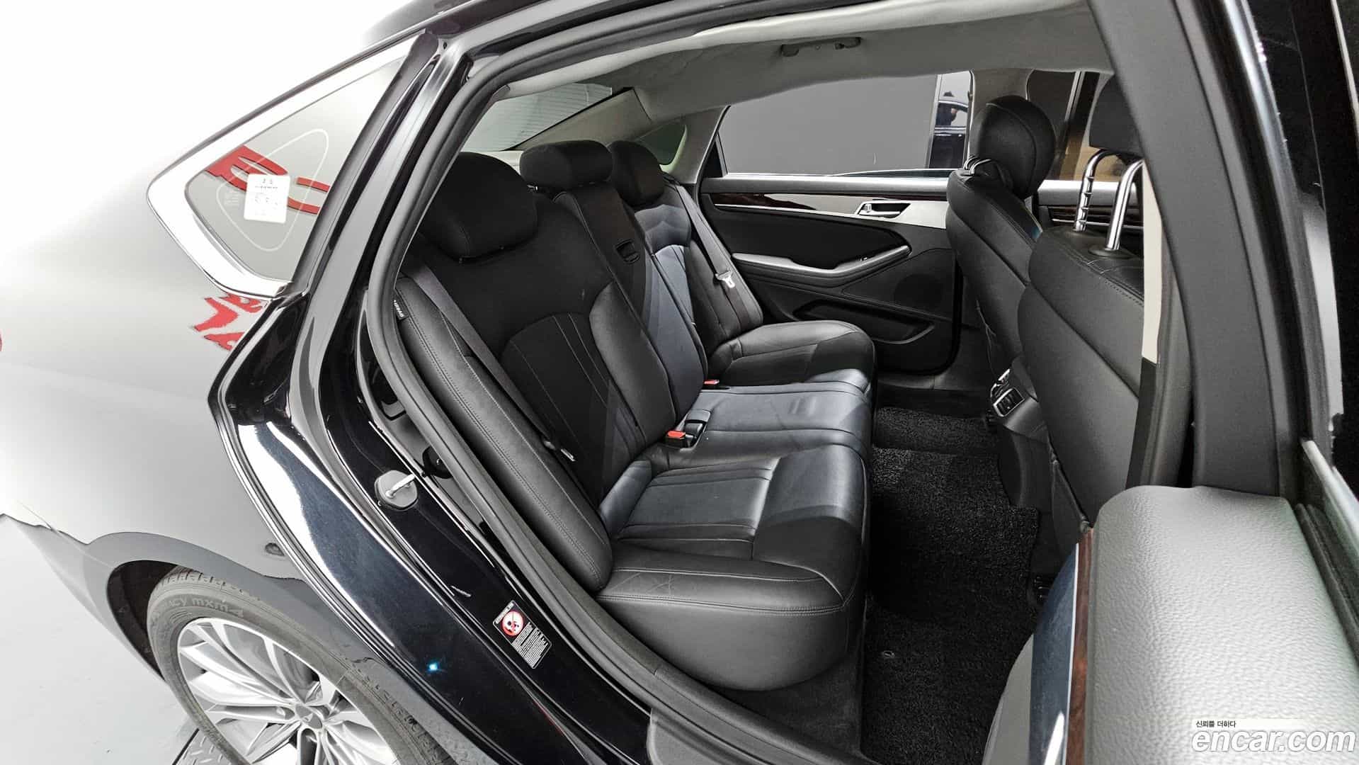 Genesis Hyundai 2015.6-OPTION-016