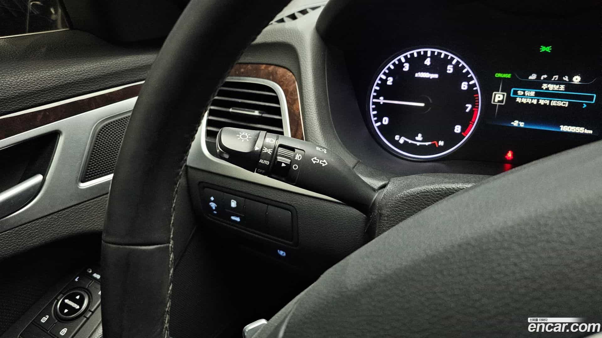 Genesis Hyundai 2015.6-OPTION-021