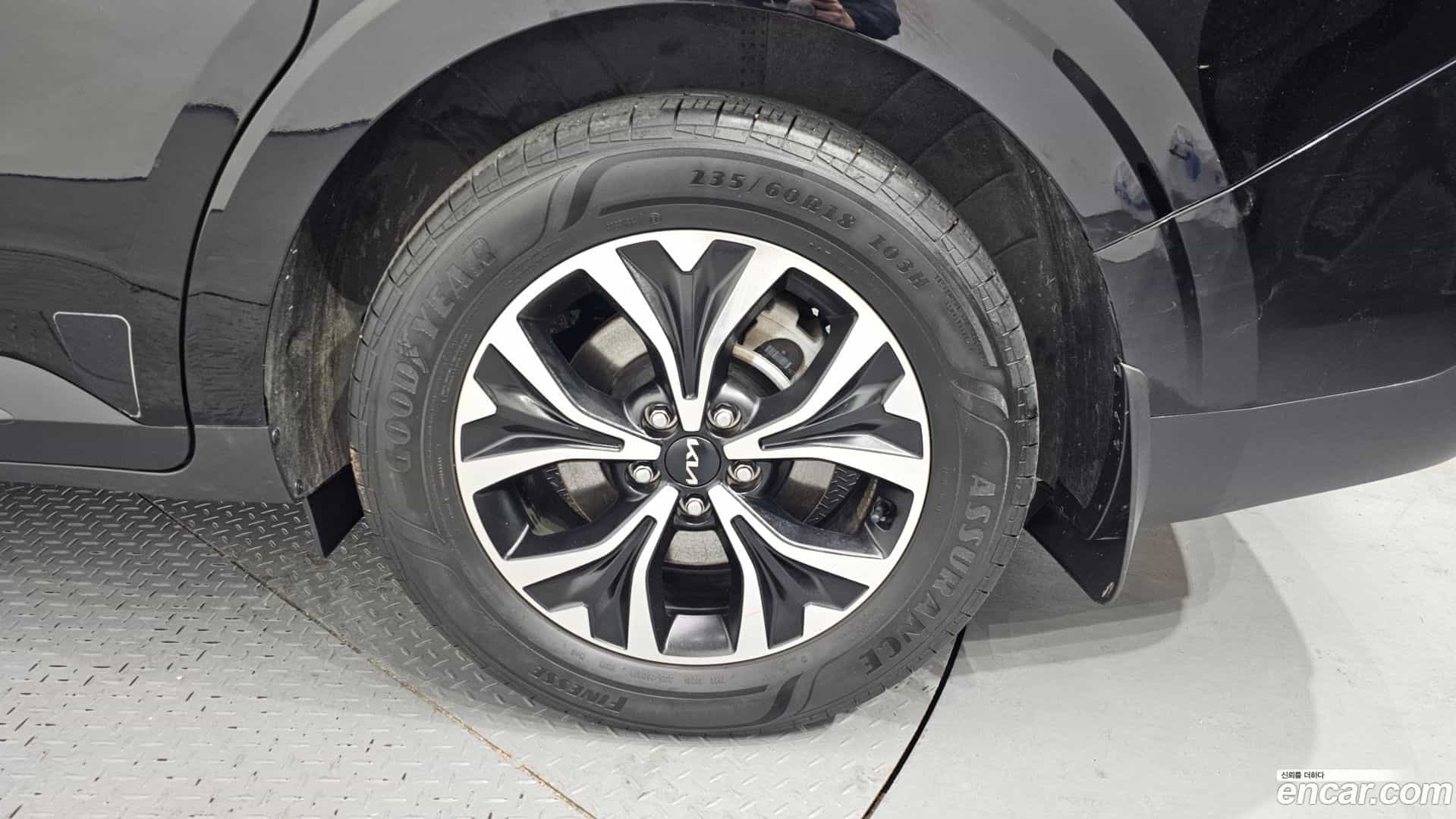 Canival Kia 2023.10-OUTER-005
