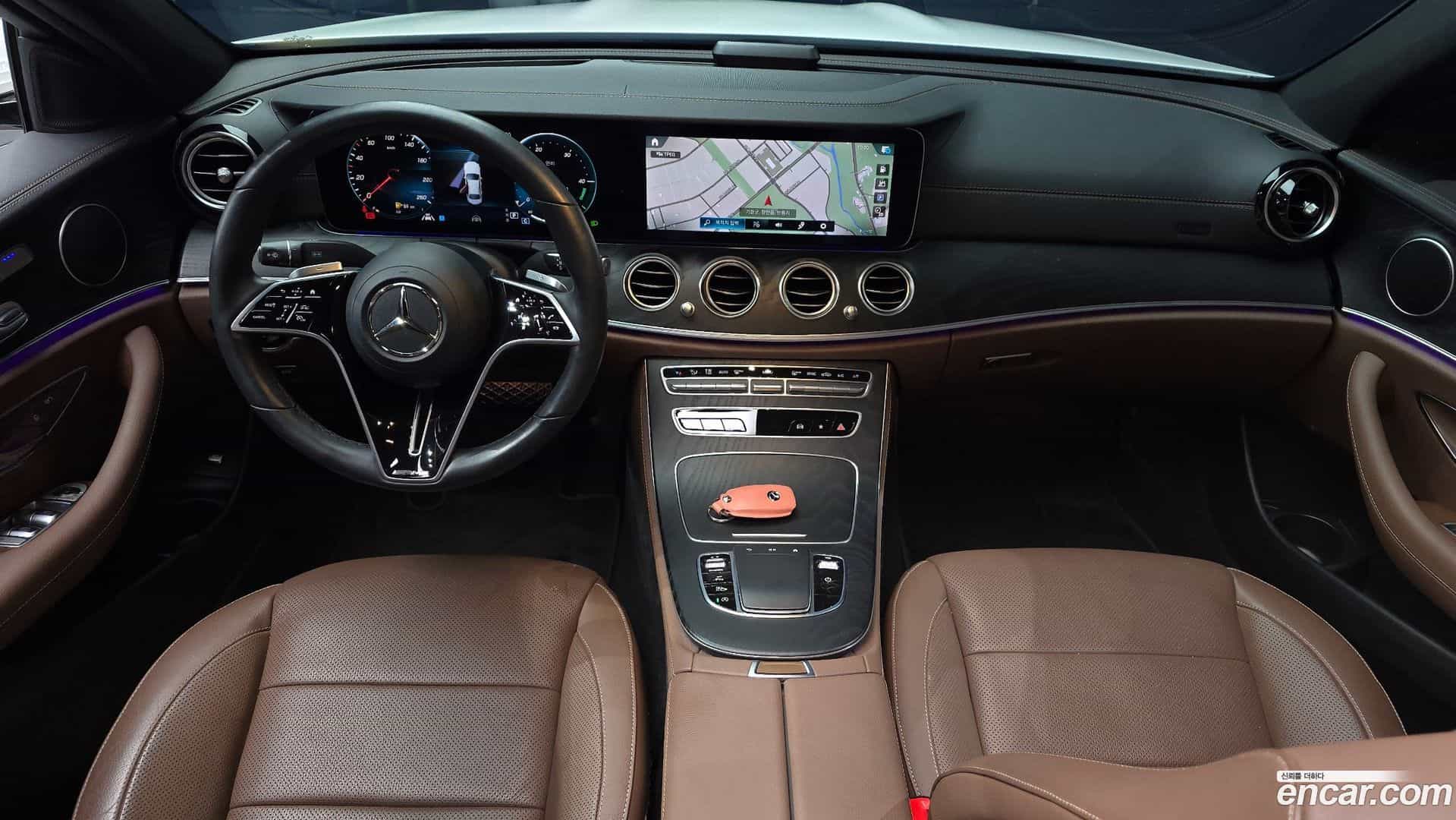 E-Class Mercedes-Benz 2023.7-INNER-007
