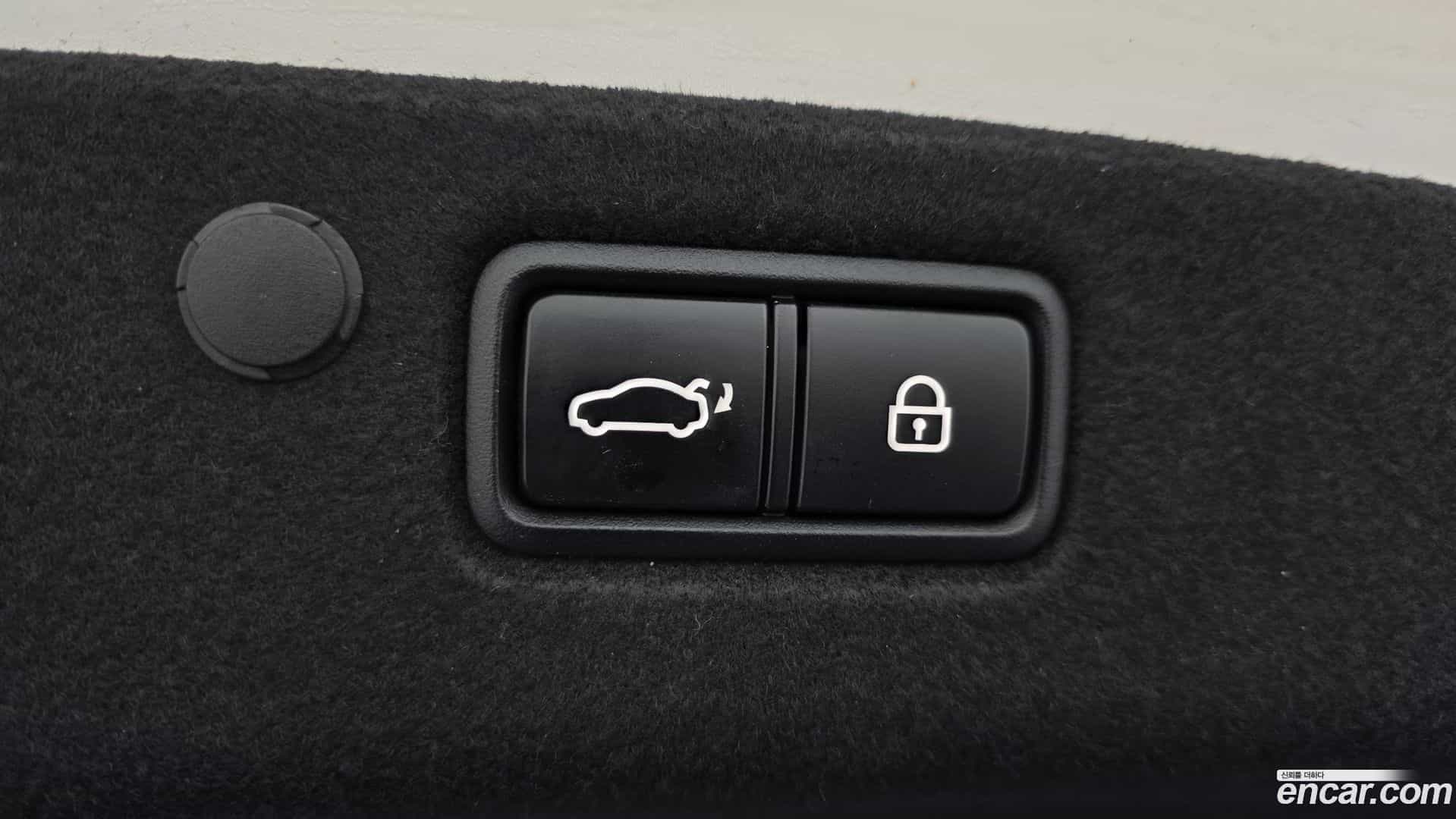 Grandeur Hyundai 2020.10-OPTION-023