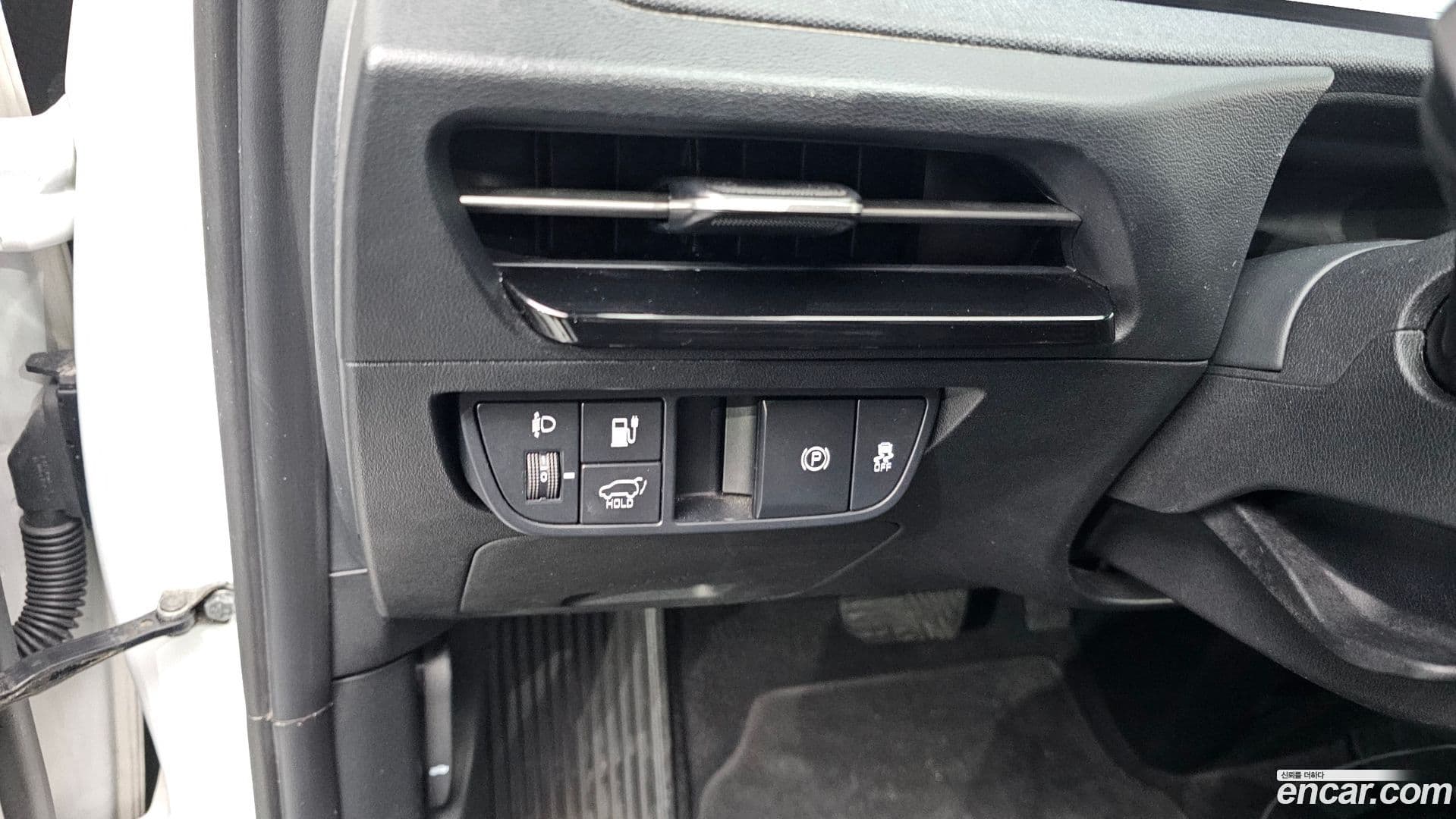 Main__Slider__Photo:EV6 Kia 2022.4-12