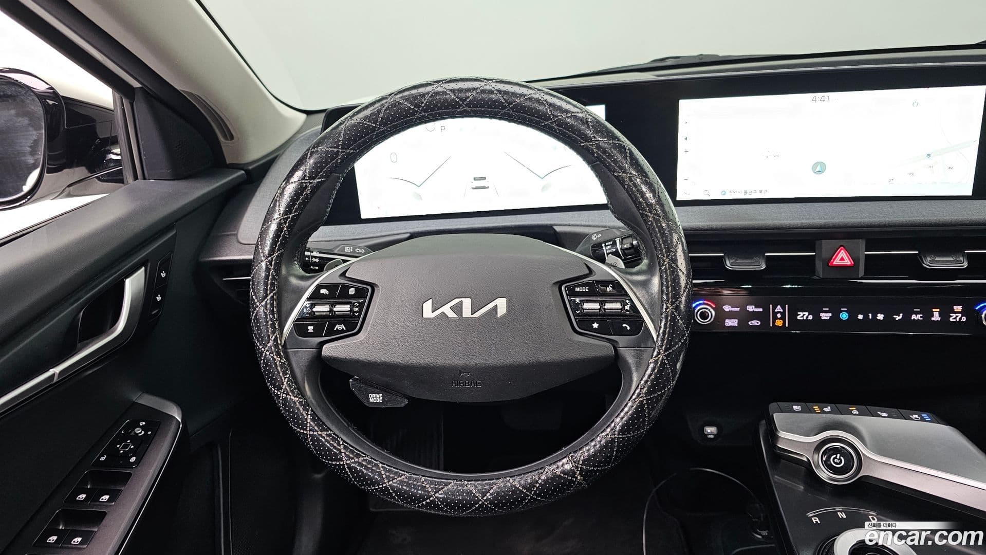 Main__Slider__Photo:EV6 Kia 2022.4-13