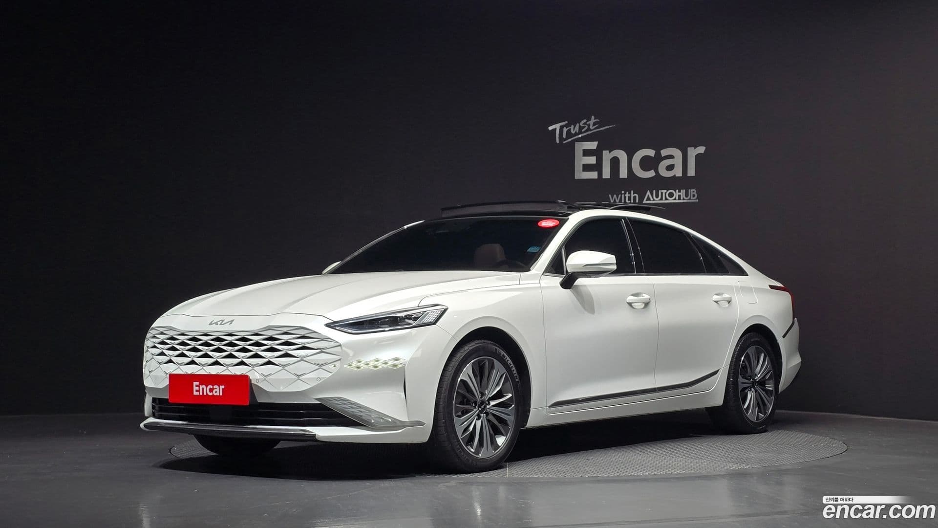 Main__Slider__Photo:K8 Kia 2021.10-0