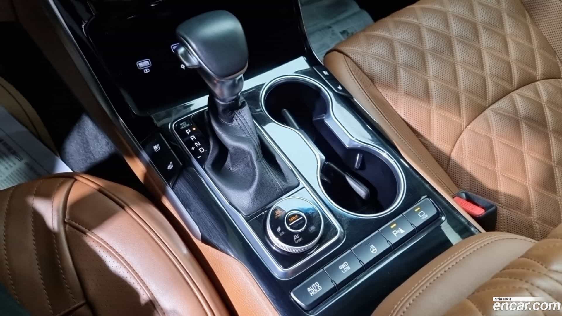 Mohave Kia 2023.2-INNER-009
