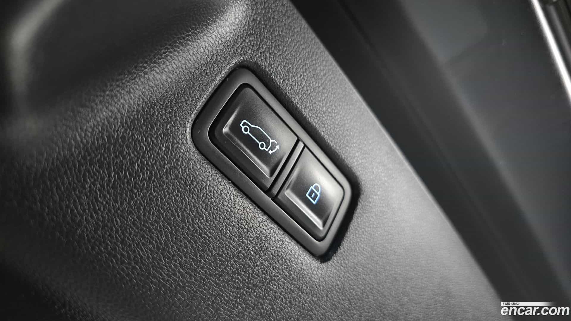 Santafe Hyundai 2023.9-OPTION-024