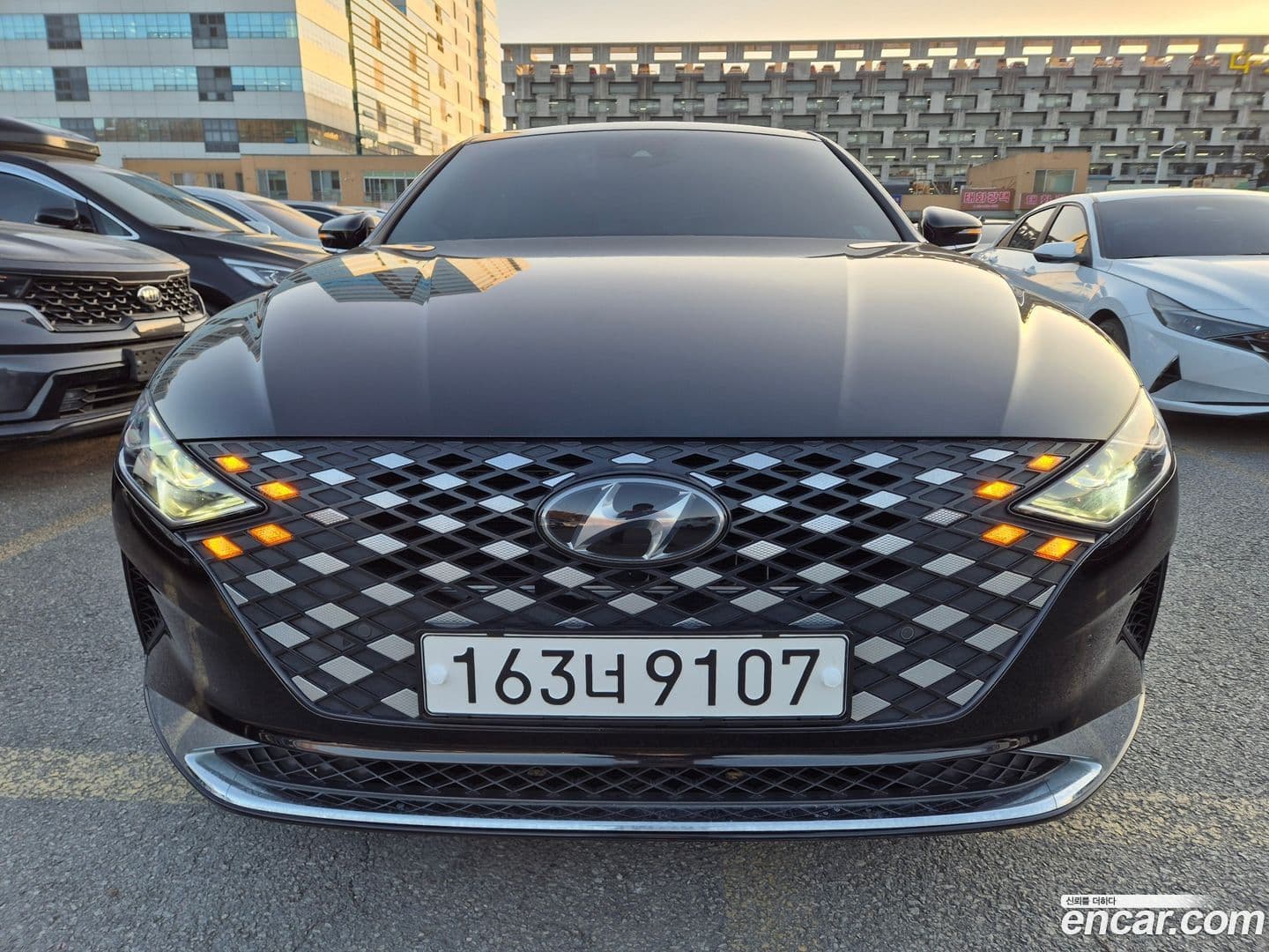 Main__Slider__Photo:Grandeur Hyundai 2021.2-0